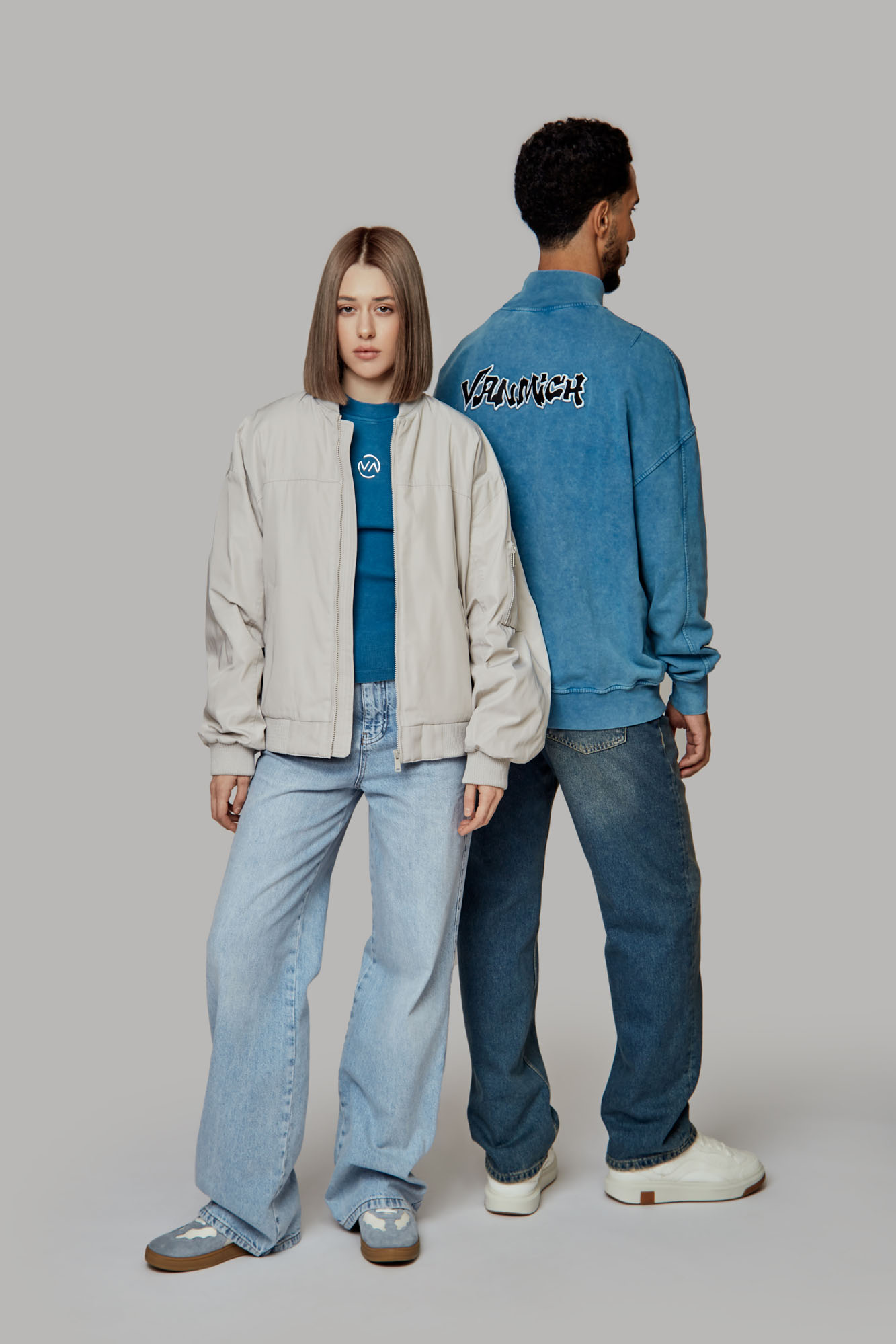 VW-CRI-52-366 бомбер van mich 