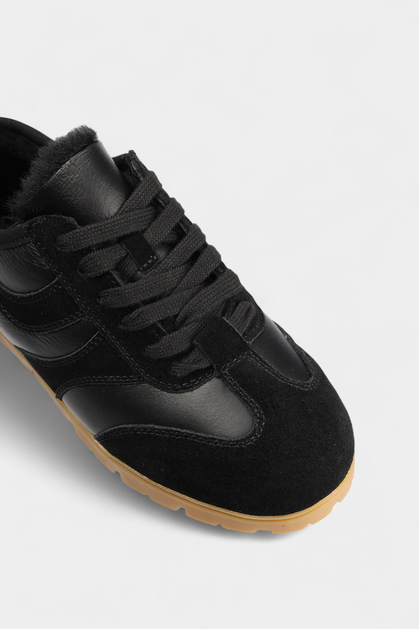 S8-6135-1 Кроссовки Graciana Черный