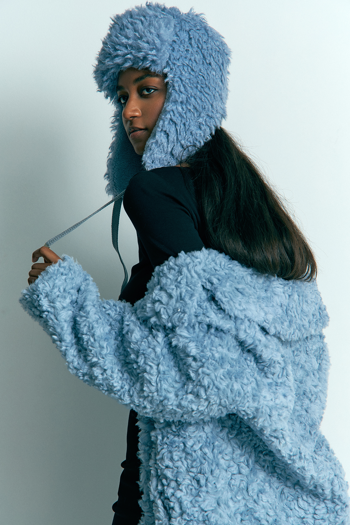 U-232-A-56-0086 Шапка The Hills Голубой