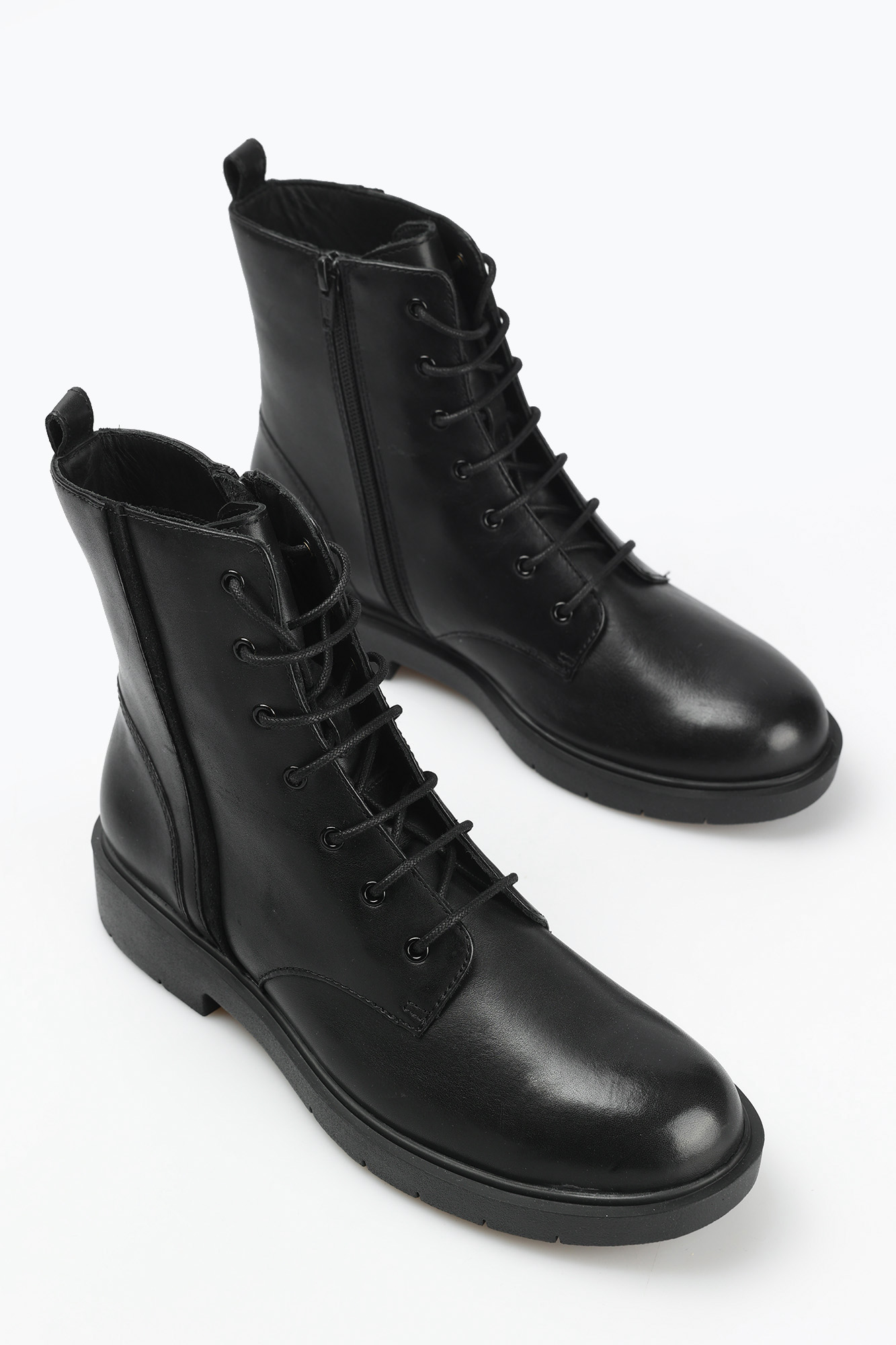 D36QRA04322C Ботинки Geox Черный