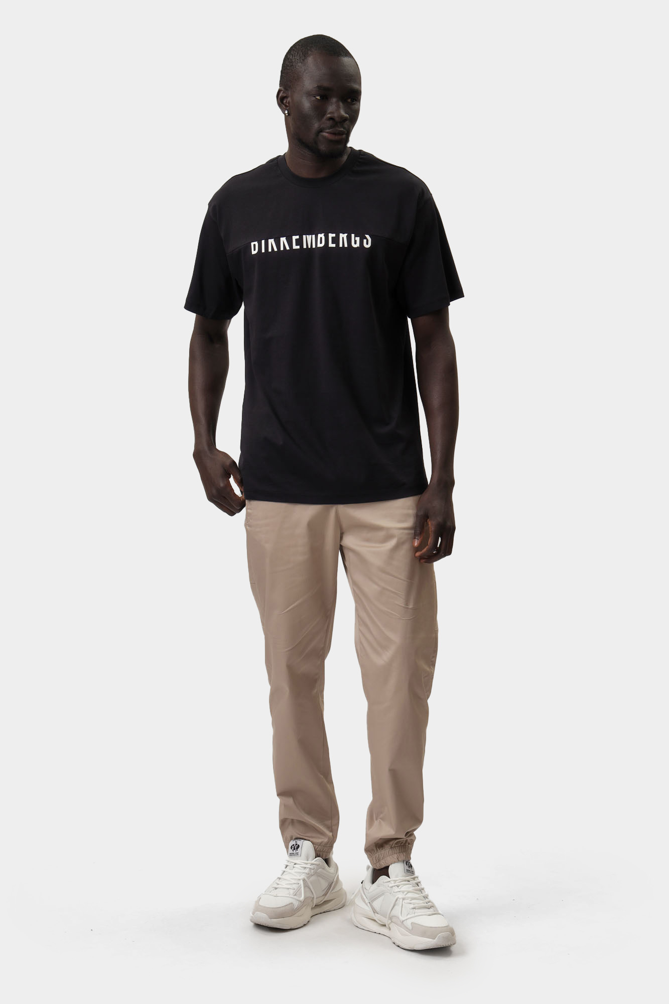 BMT0702 Футболка Bikkembergs Черный