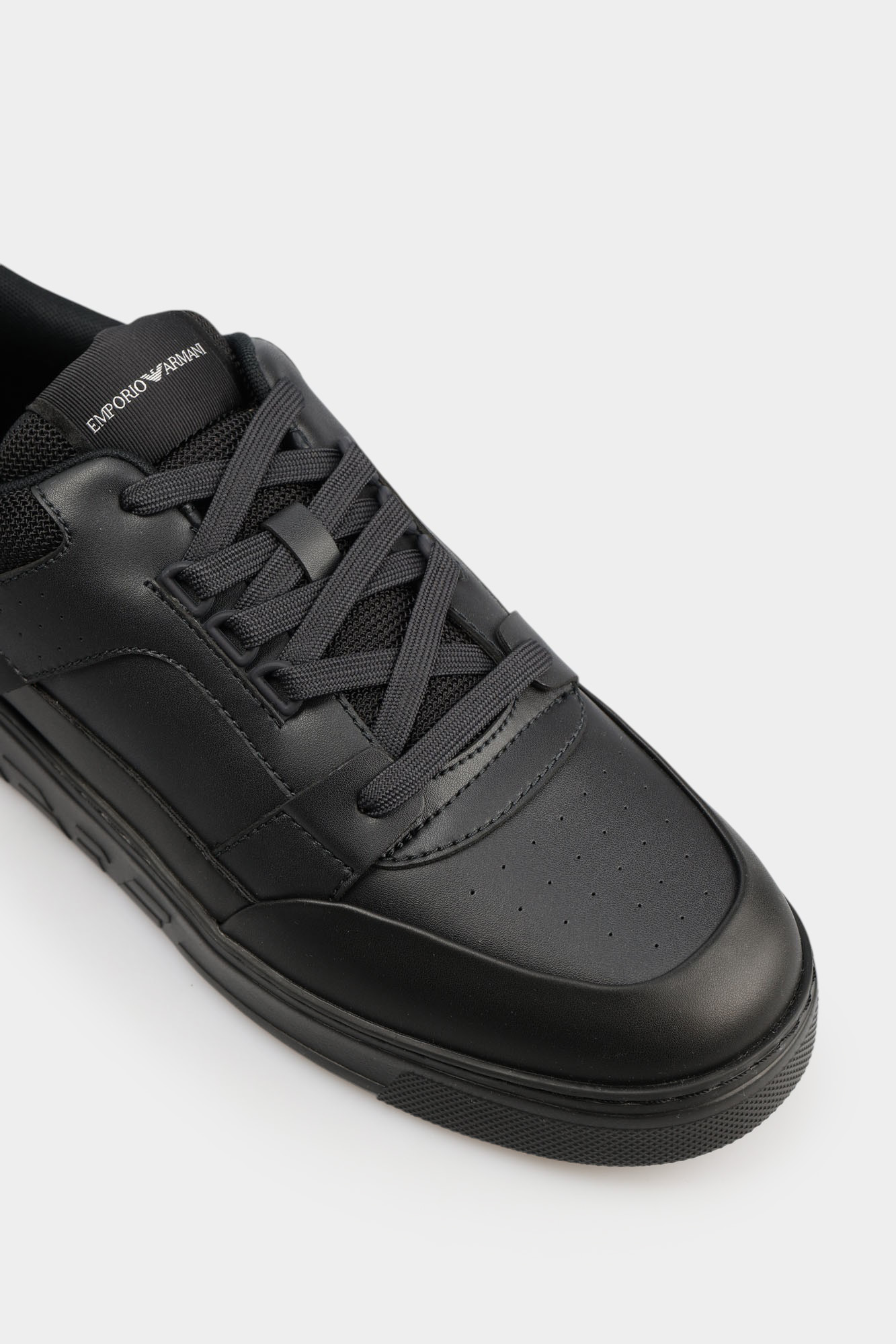 EM002855_ AF1801 Кеды Emporio Armani Черный