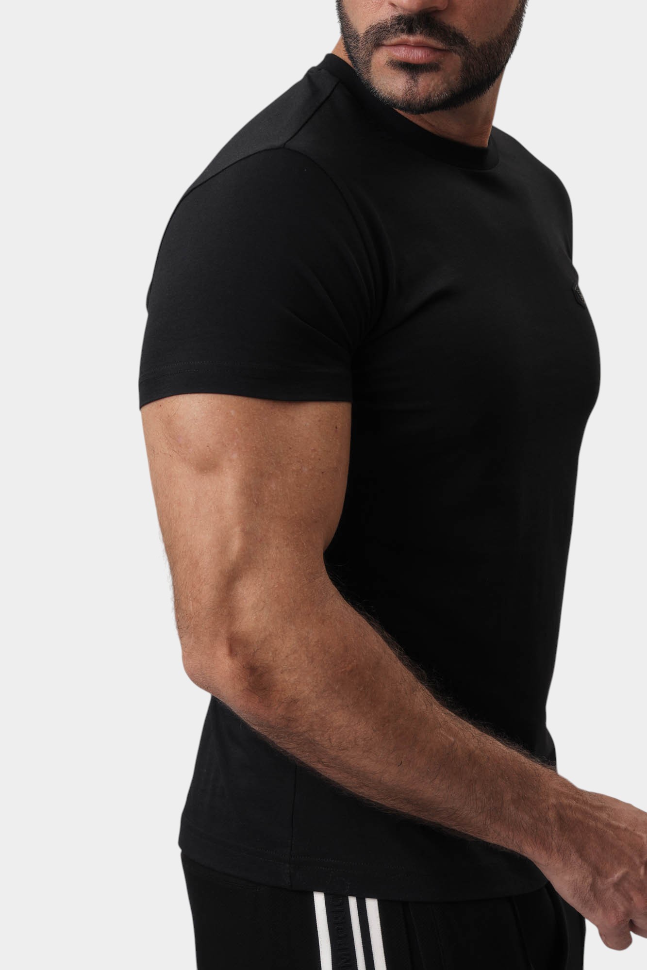 8N1TQ6_1JRGZ Футболка Emporio Armani Черный