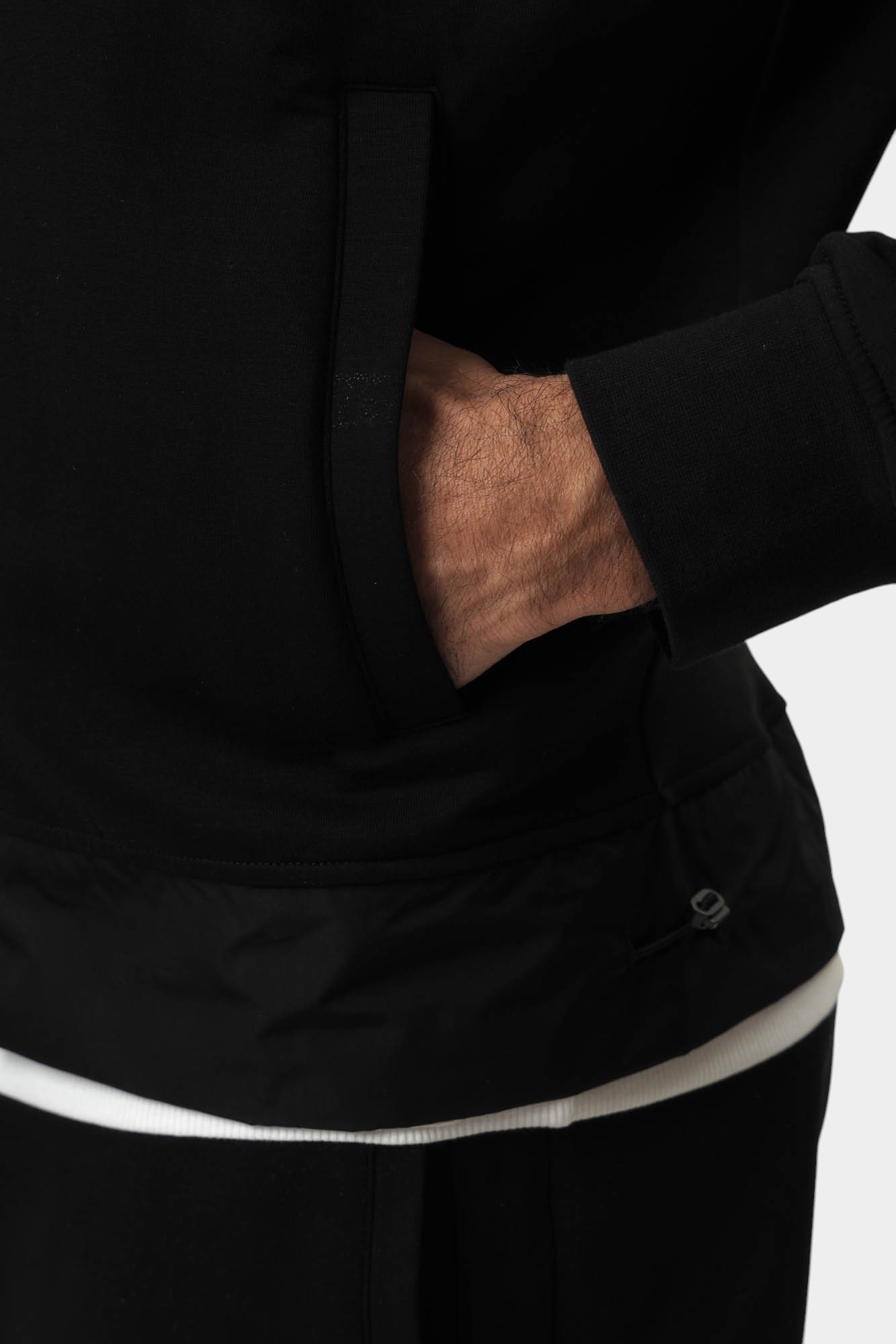 XM000515_AF13047 Толстовка Armani Exchange 