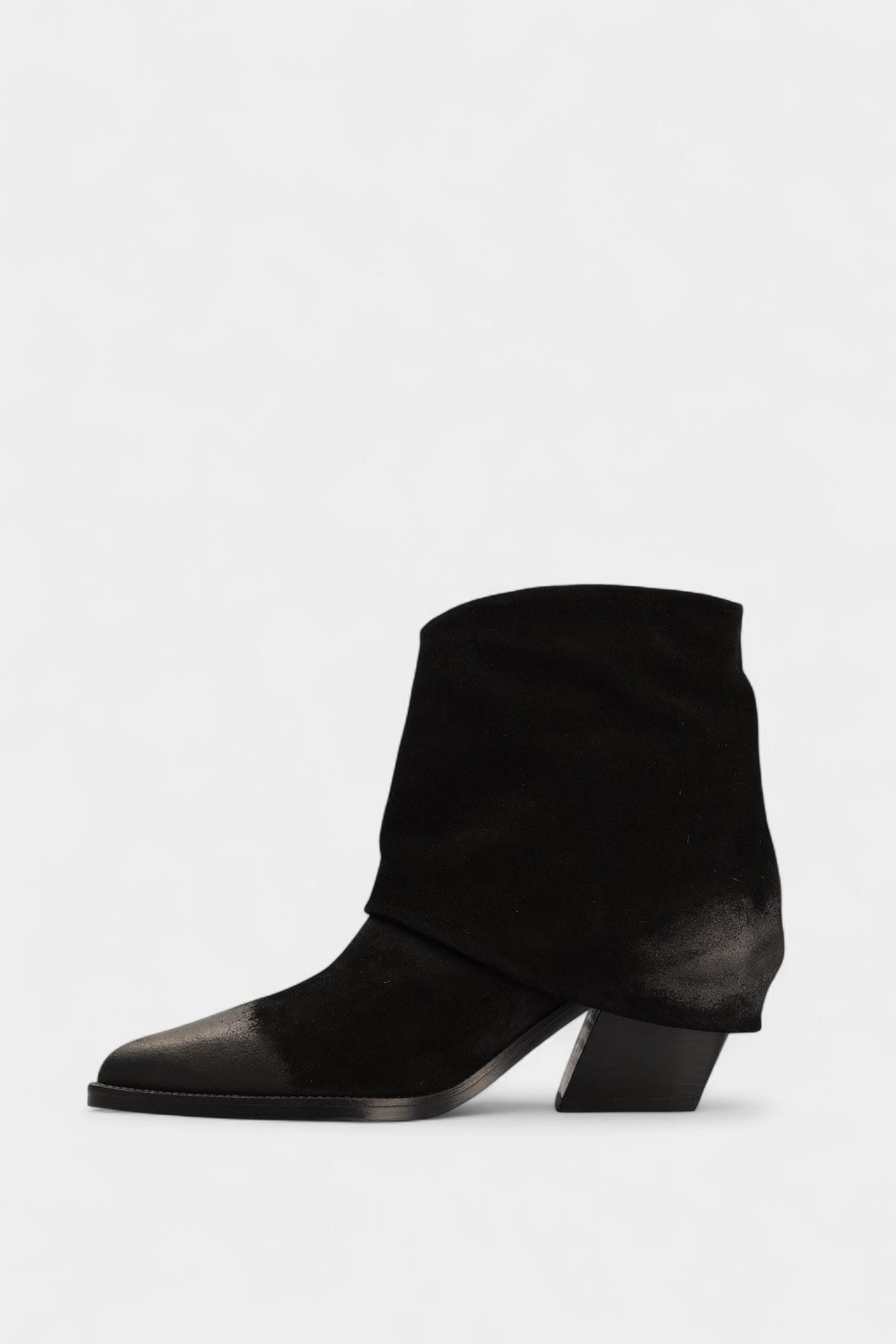 16-241K58 Казаки Marc Cony Черный