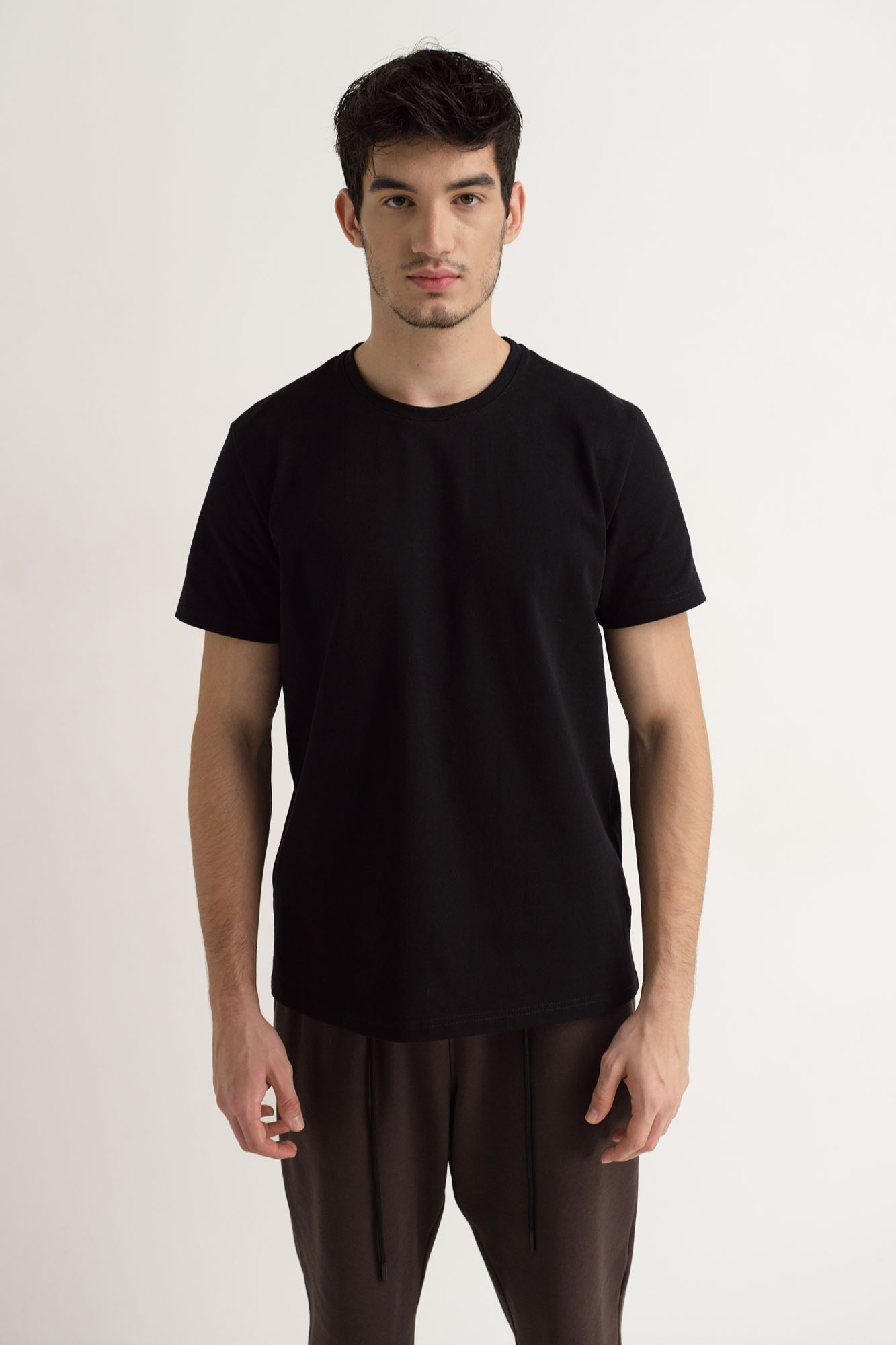 M-242-P-22-0020 Футболка The Hills Черный