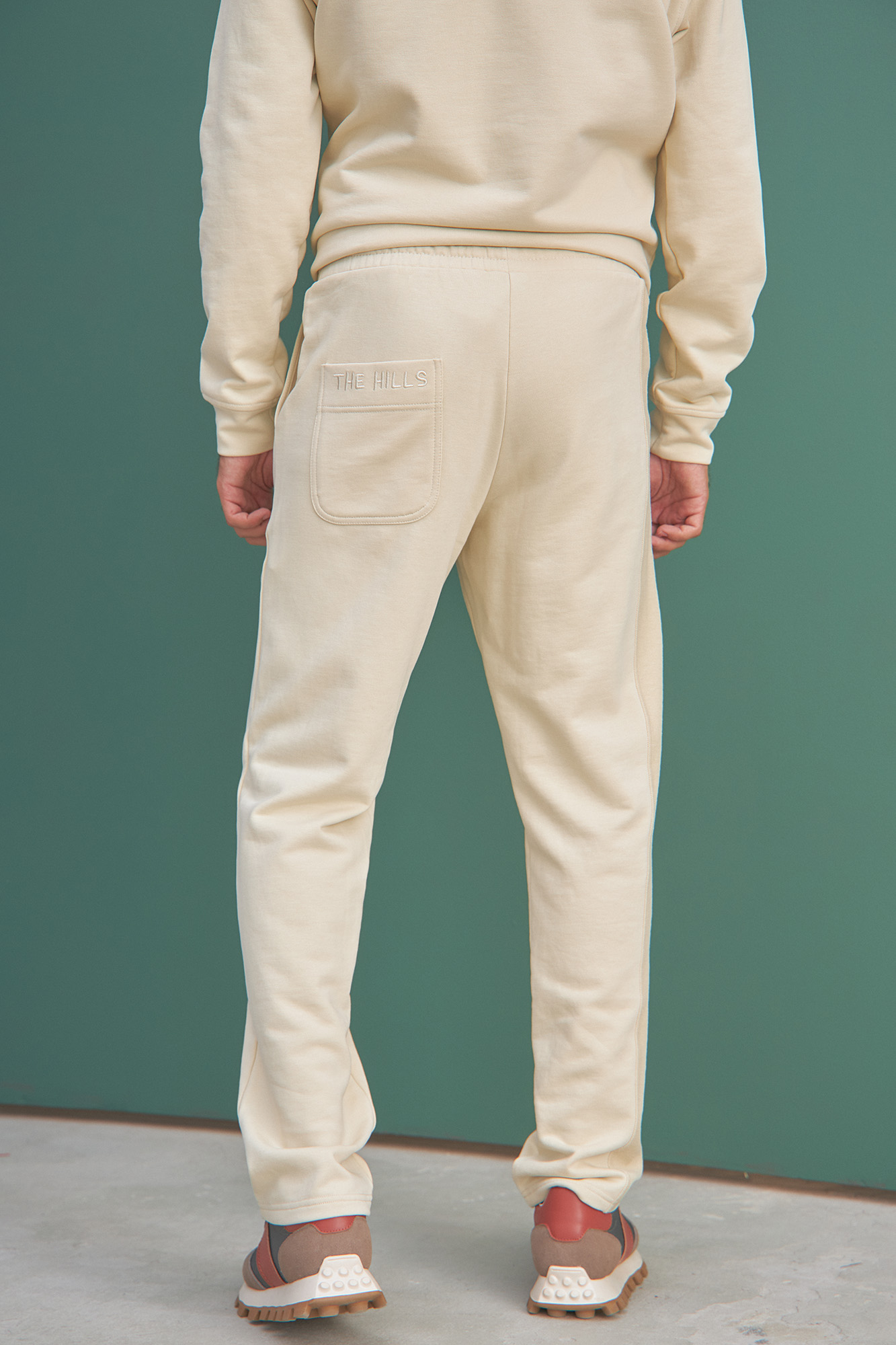 M-232-P-20-0058 Брюки спортивные The Hills Молочный