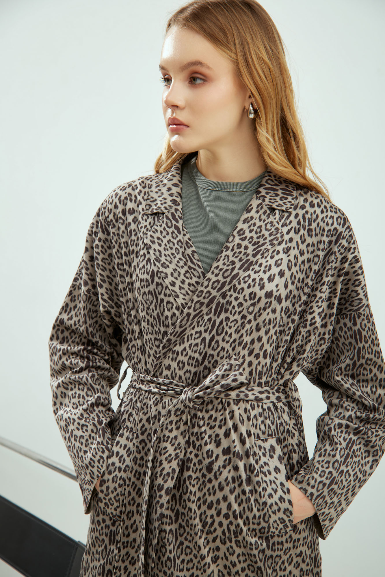 W-241-TH-56-1030 тренч the hills