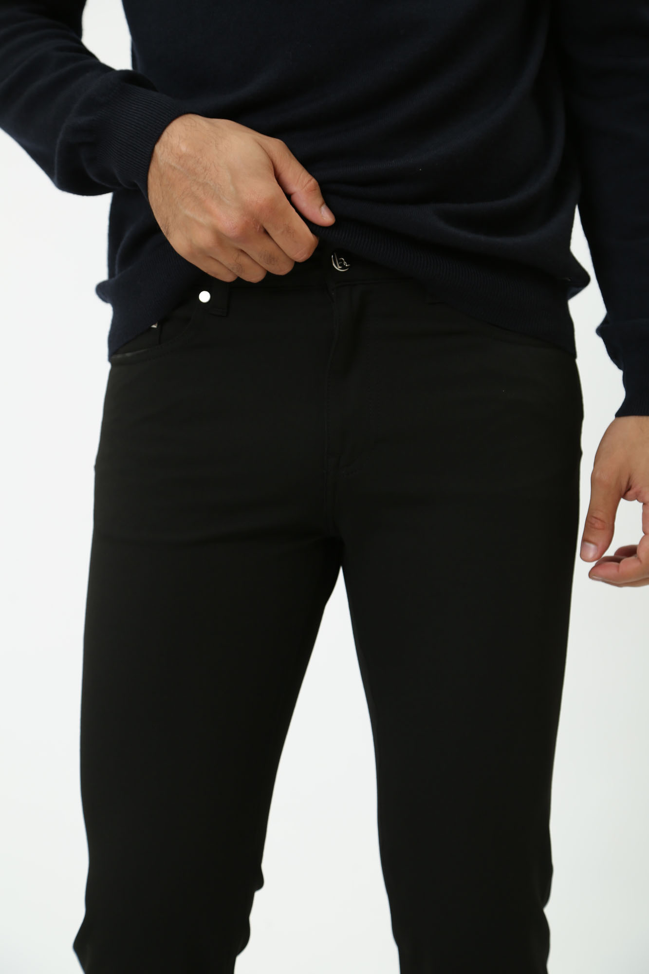 544815_265840 Брюки джинсовые Karl Lagerfeld Черный