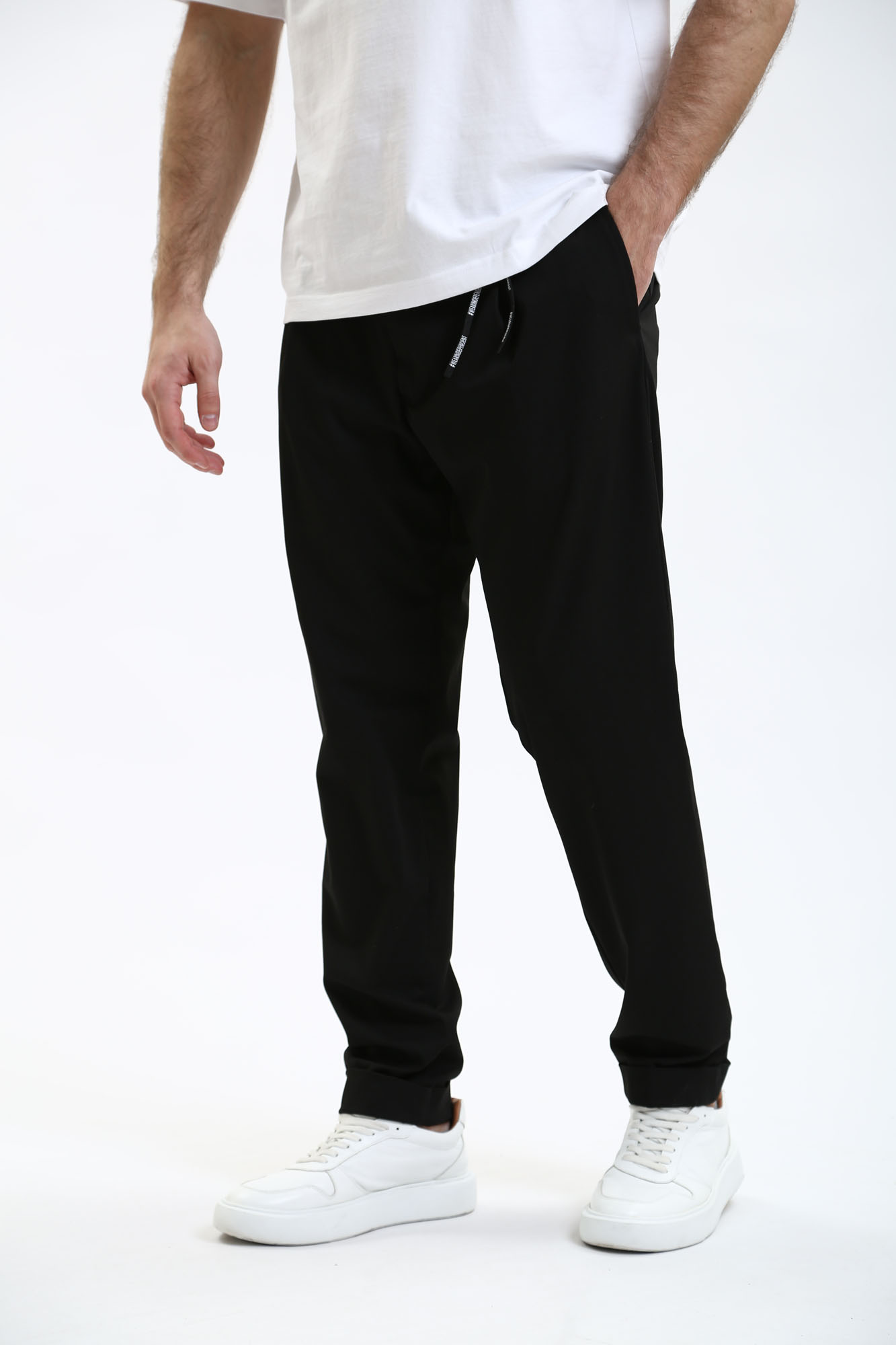 30026737_10011362 Брюки Strellson Черный