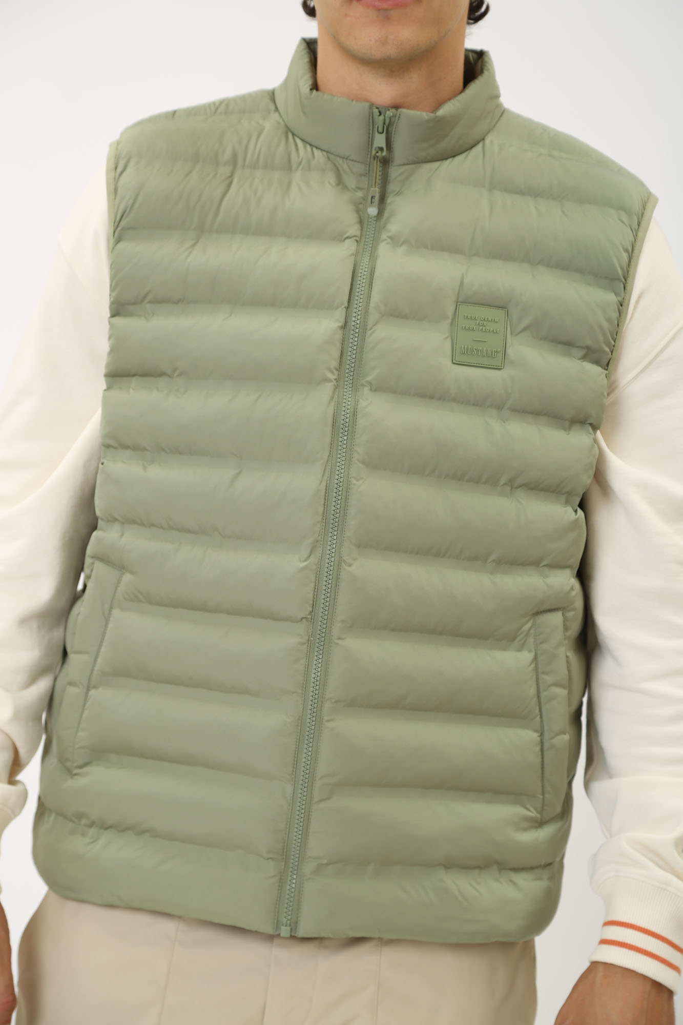 1015601 Жилет утепленный Mustang Зеленый