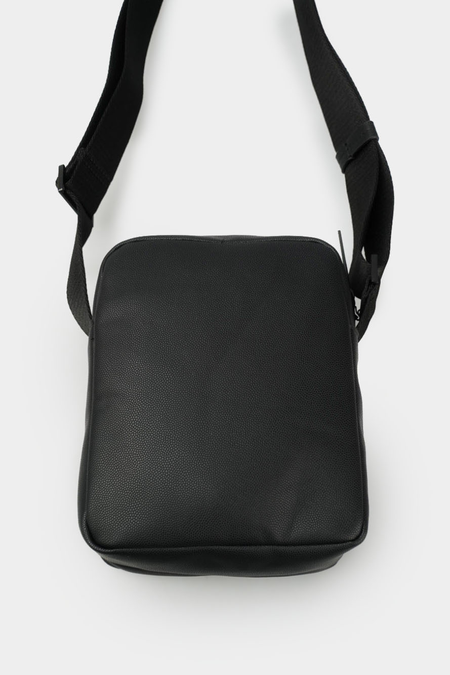 K50K512763 Сумка Calvin Klein Jeans Черный