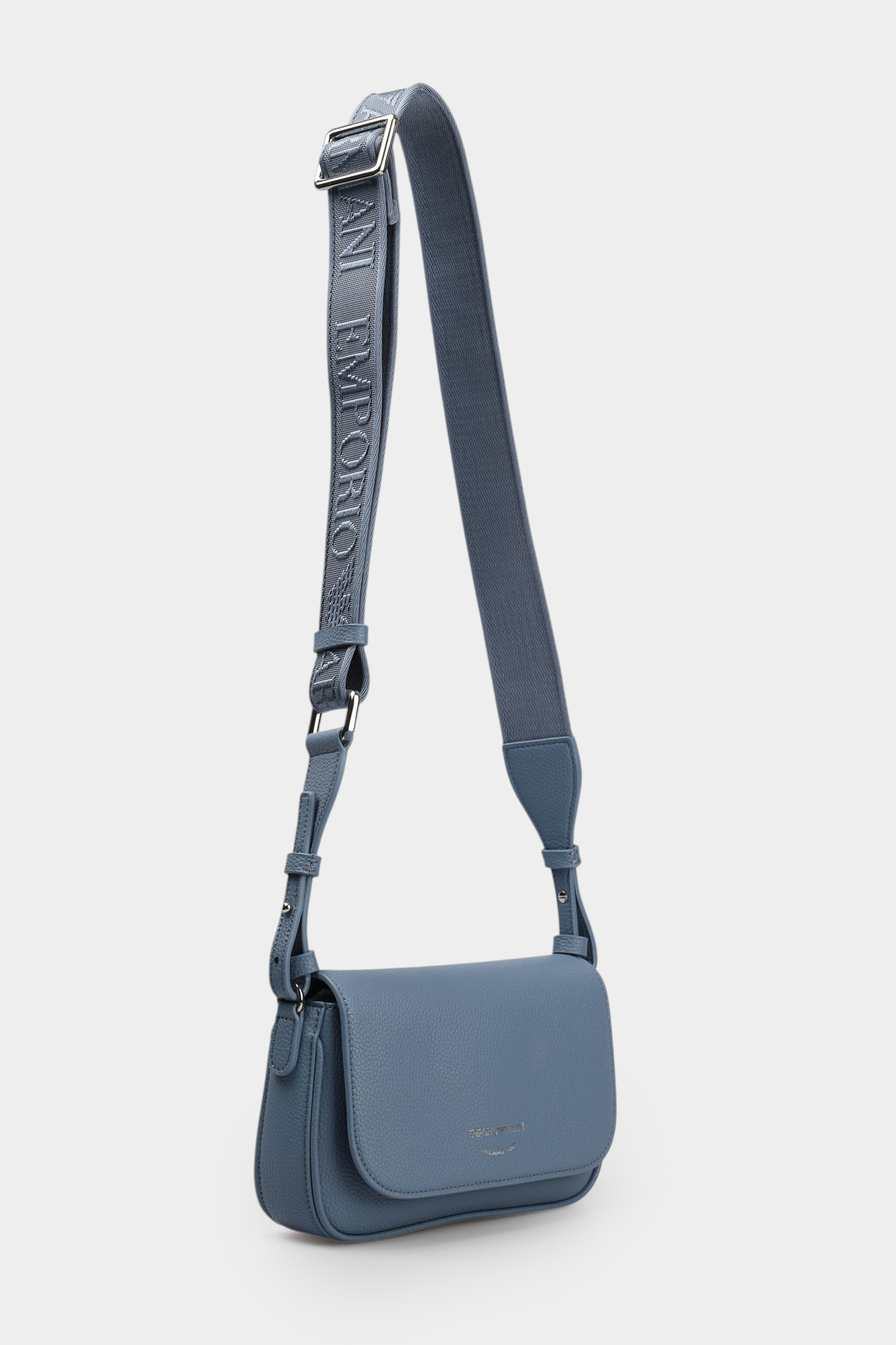 EW000538_AF12036 Сумка Emporio Armani 