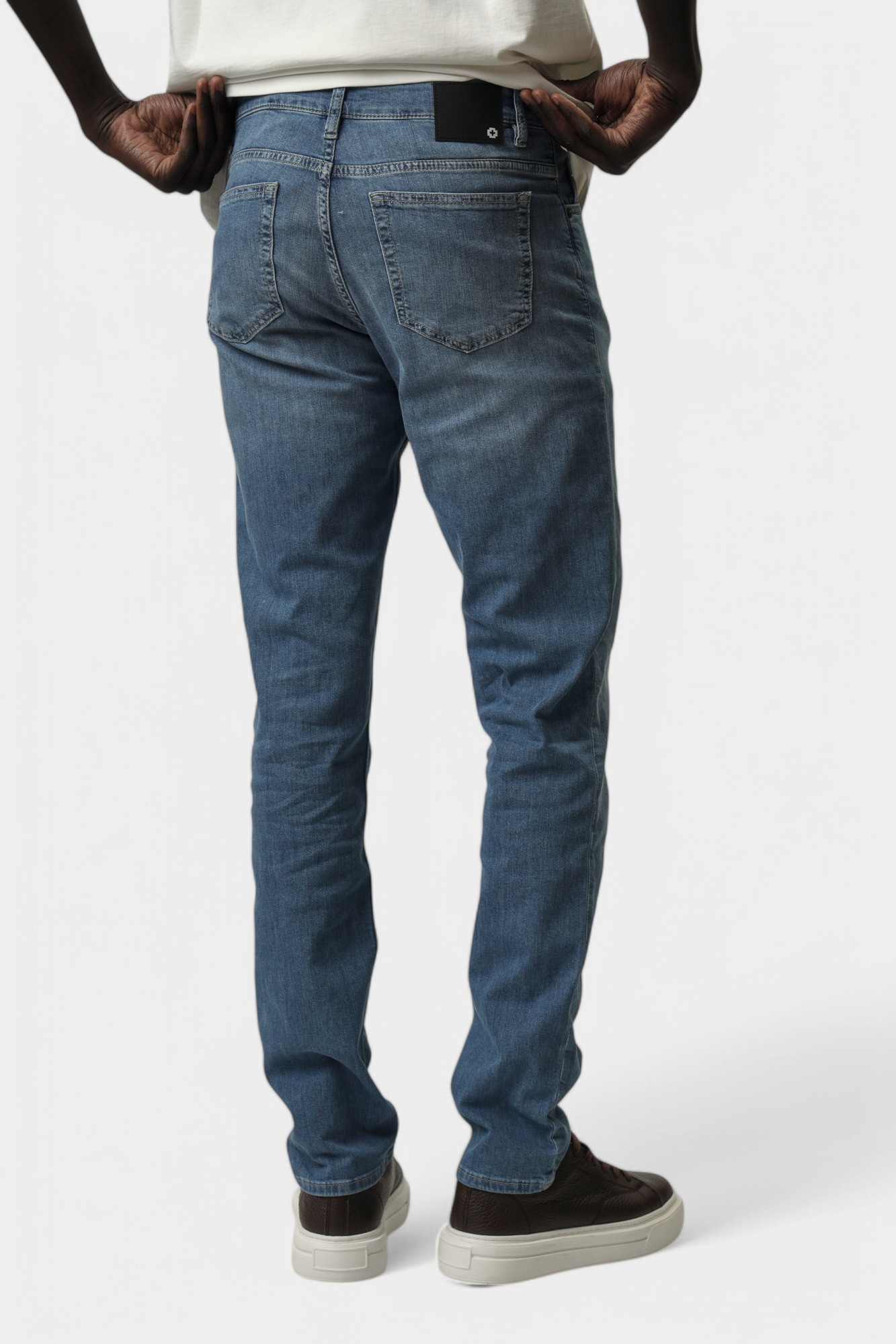 30046775_10017842 Брюки джинсовые Strellson Синий