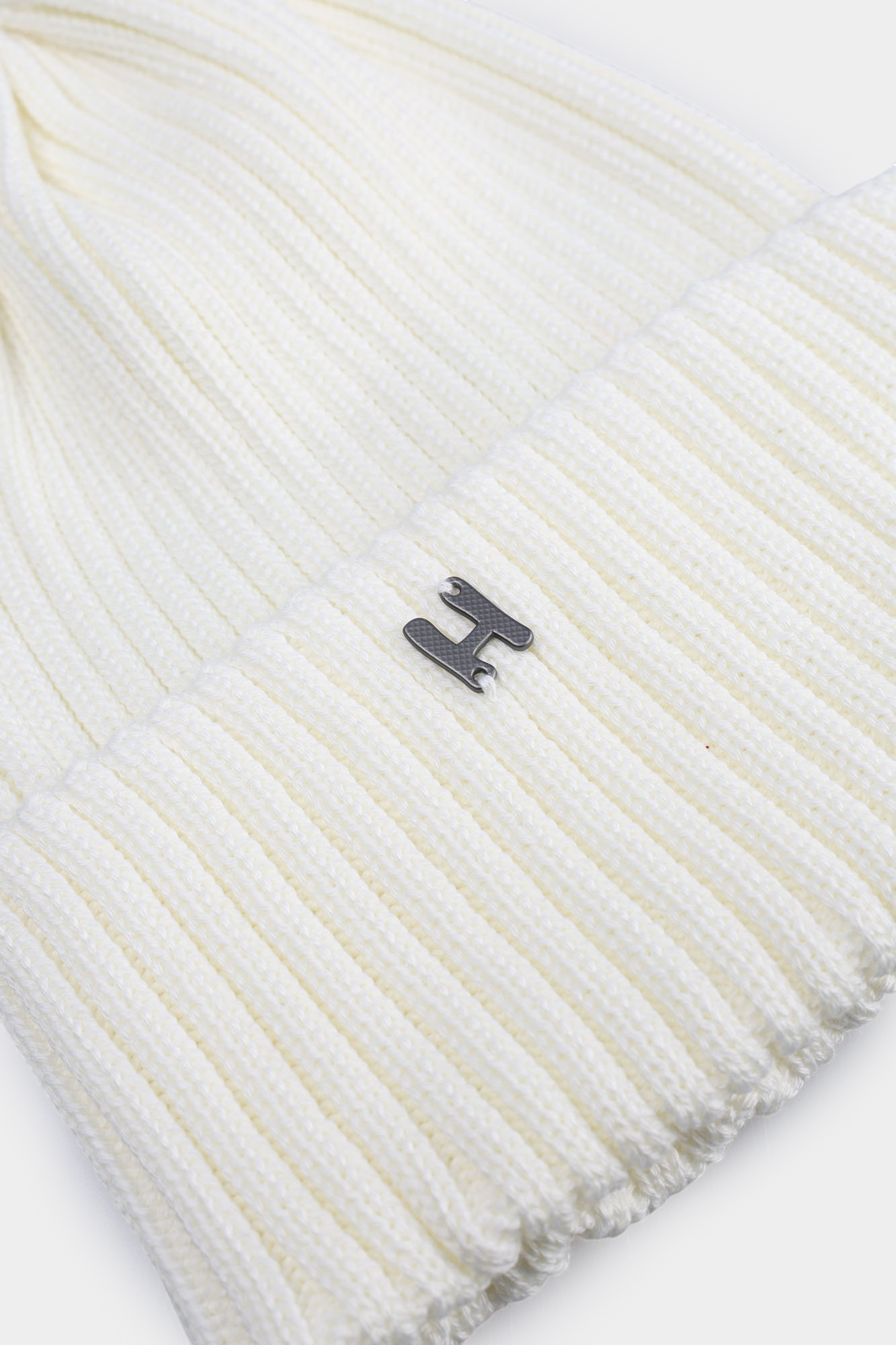 U-252-TCT-0078 Шапка The Hills Молочный