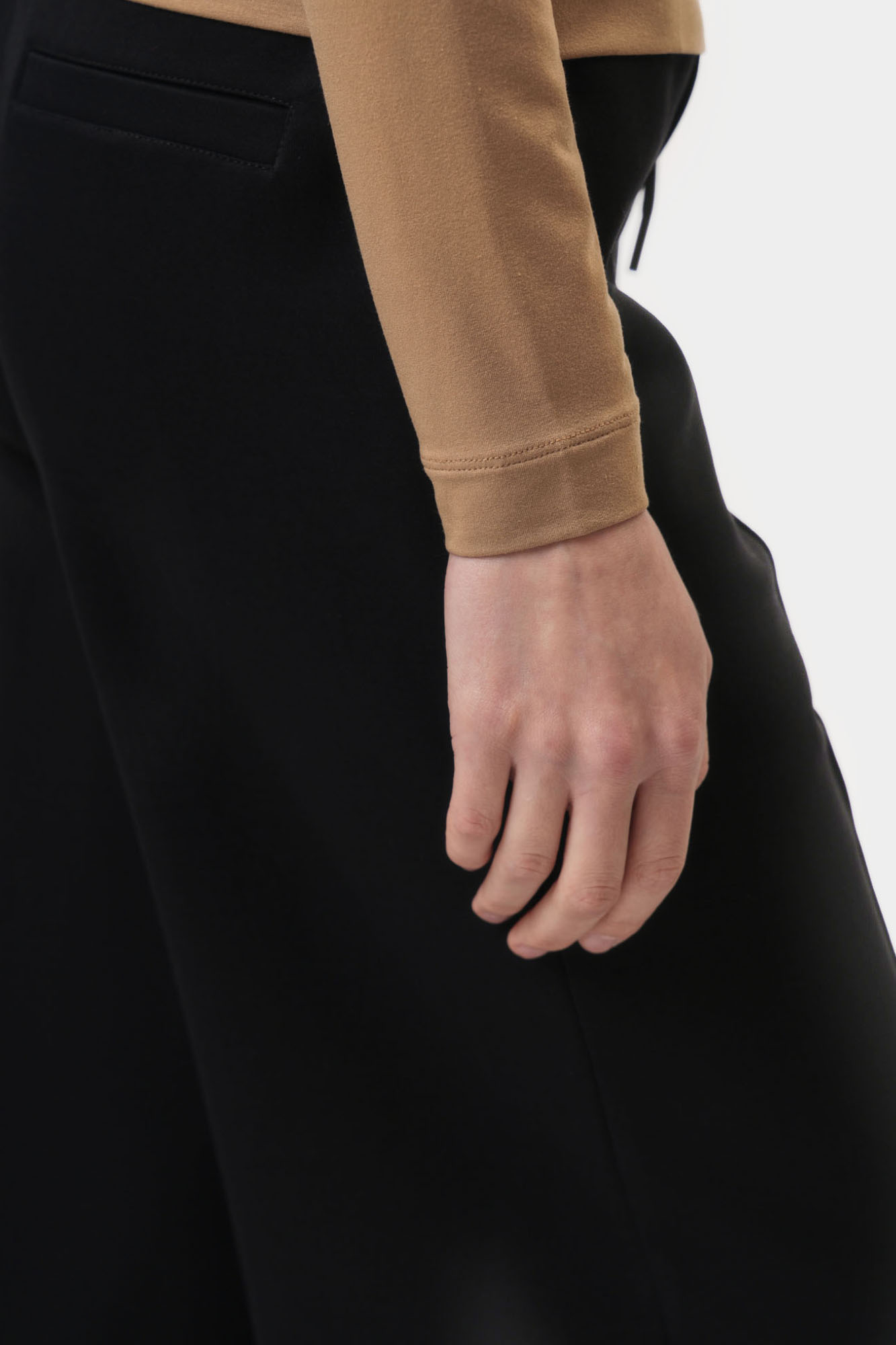 A1W17081 лонгслив karl lagerfeld 