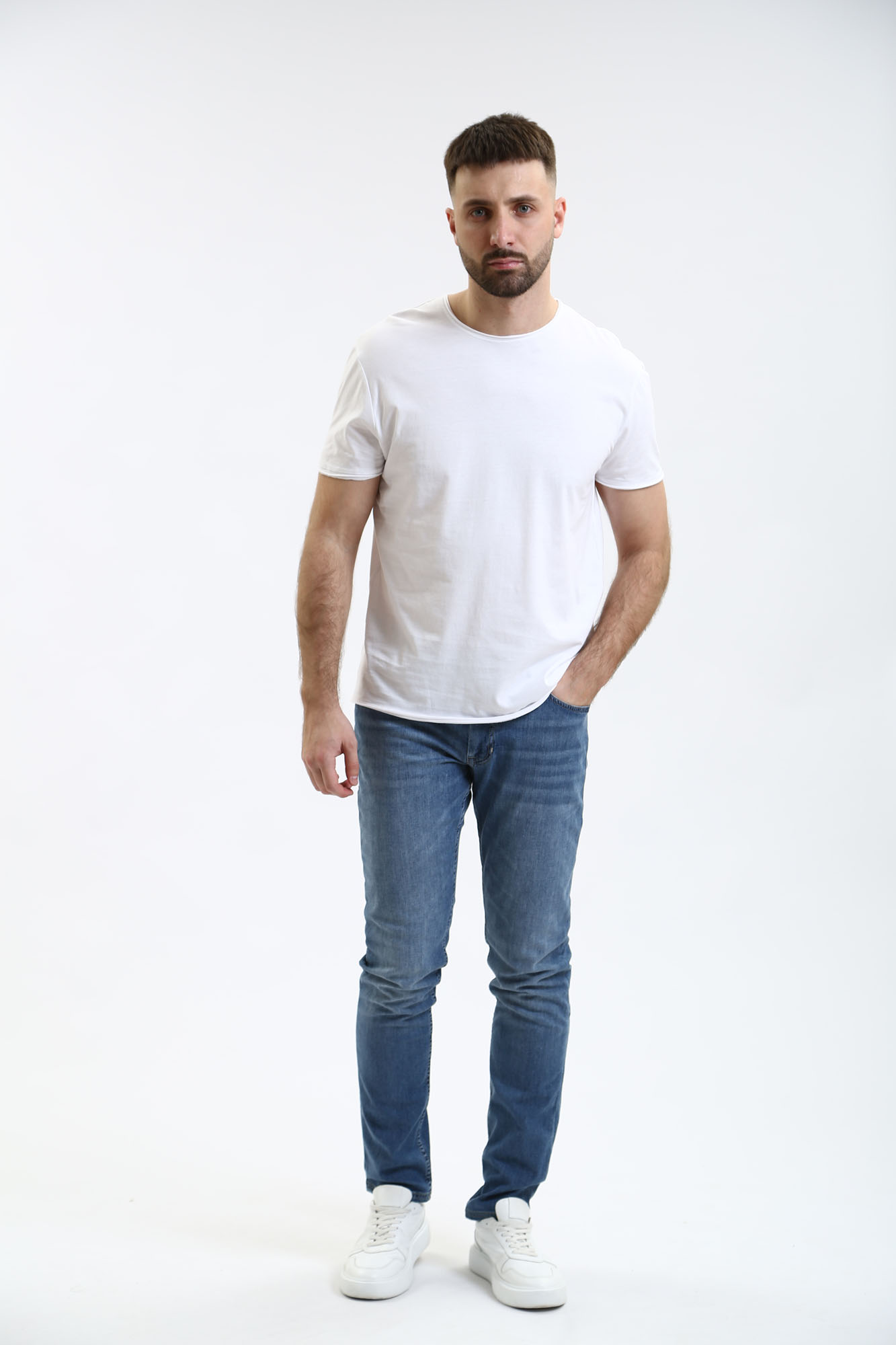 30041817_10017842 Джинсы 11 Robin_2-Z 10017842 Strellson Синий