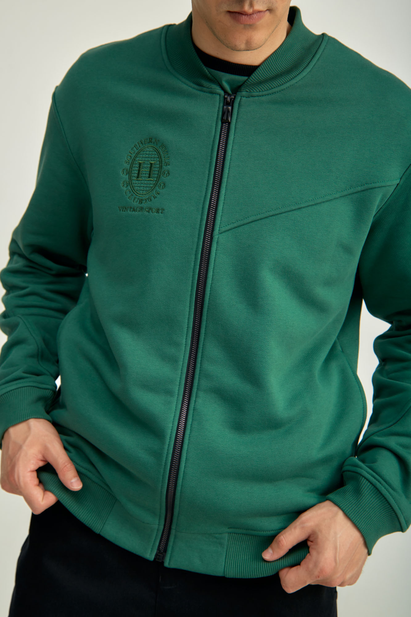 M-241-P-20-0085 Тректоп The Hills Зеленый