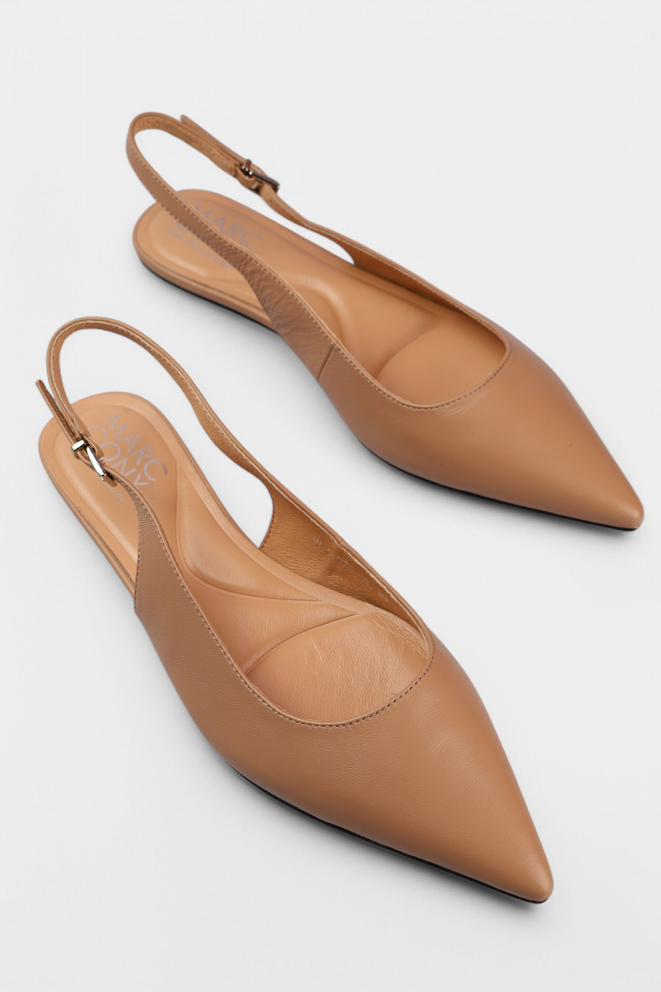 MC21678 Босоножки Marc Cony Бежевый