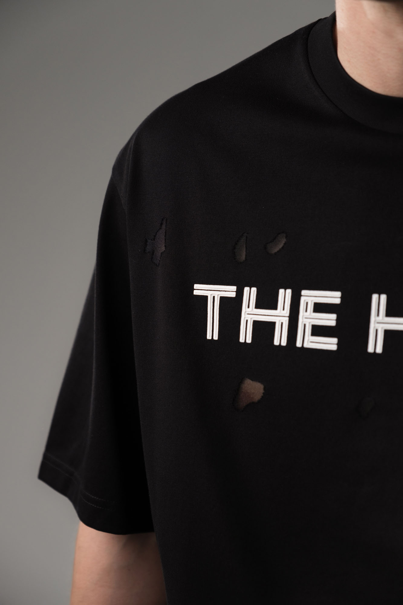 M-251-MA-22-8003 Футболка The Hills Черный