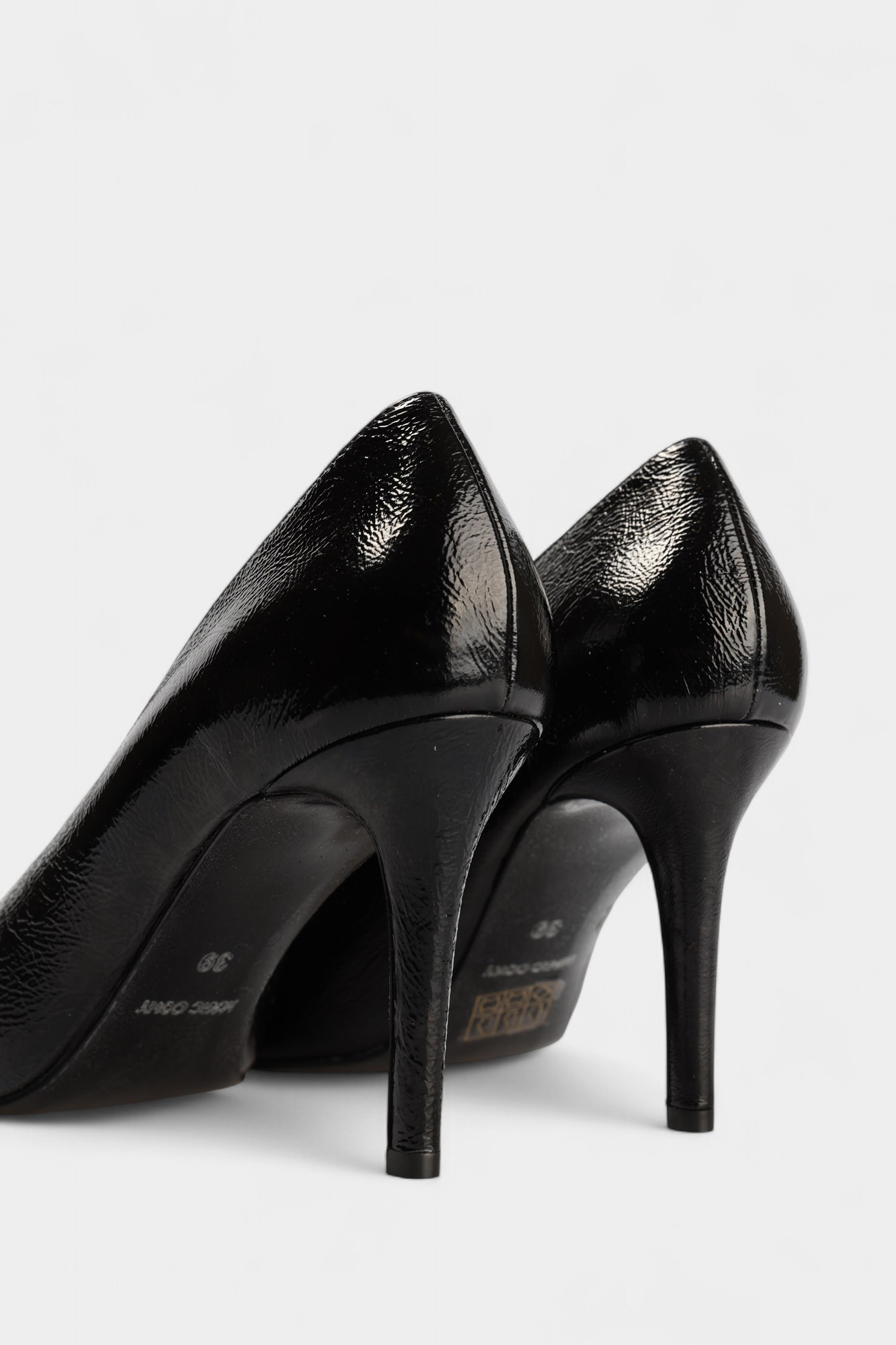 16-5220-08 Лодочки Marc Cony Черный