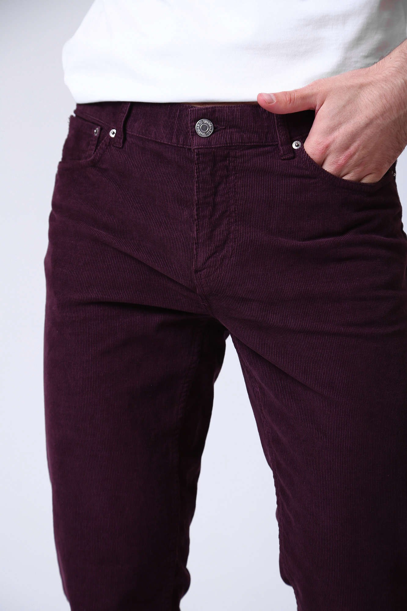 52J00007-1T005985 Джинсы Trussardi Красный