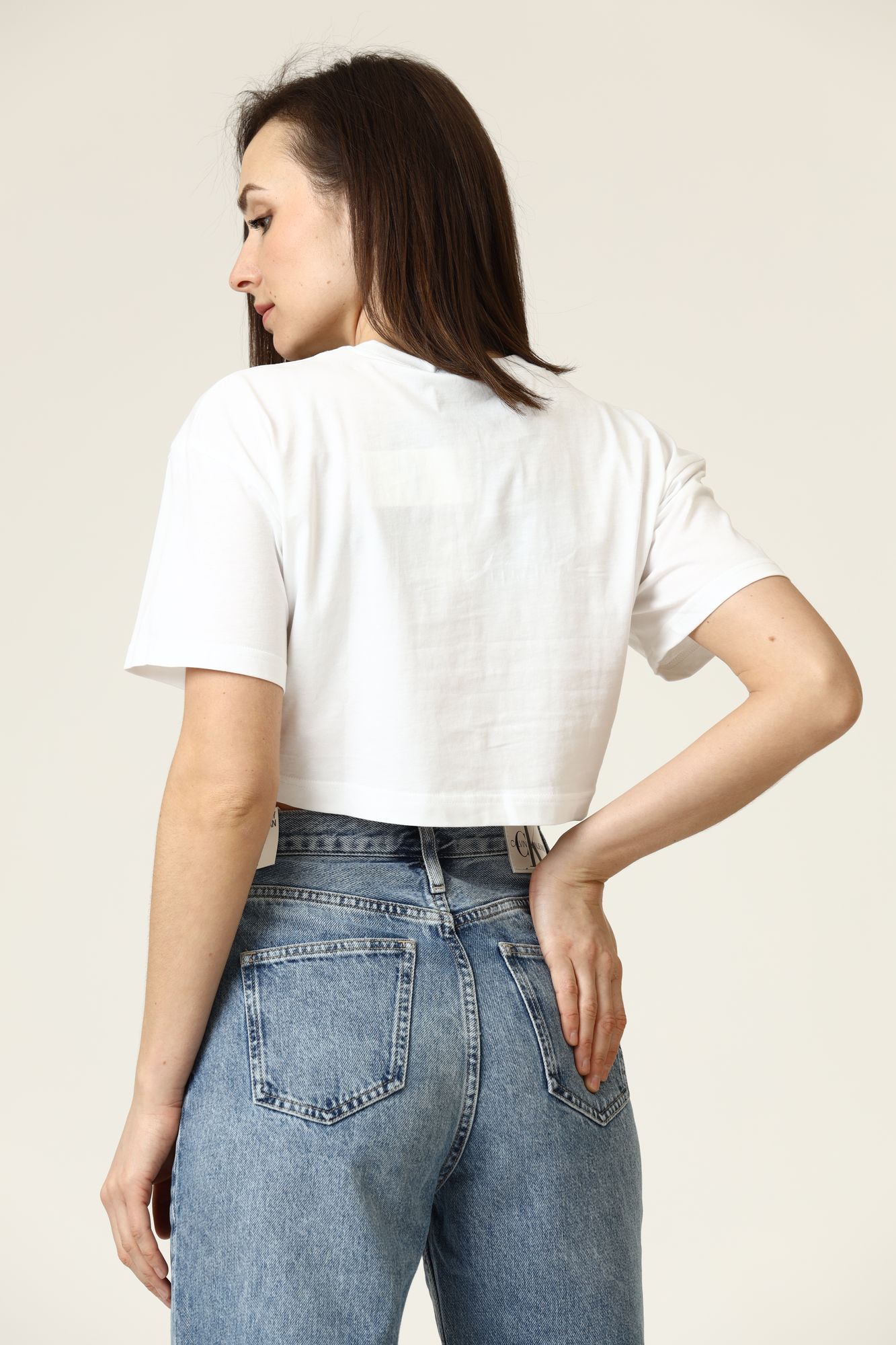 J20J215612 футболка кроп-топ calvin klein jeans calvin klein jeans 