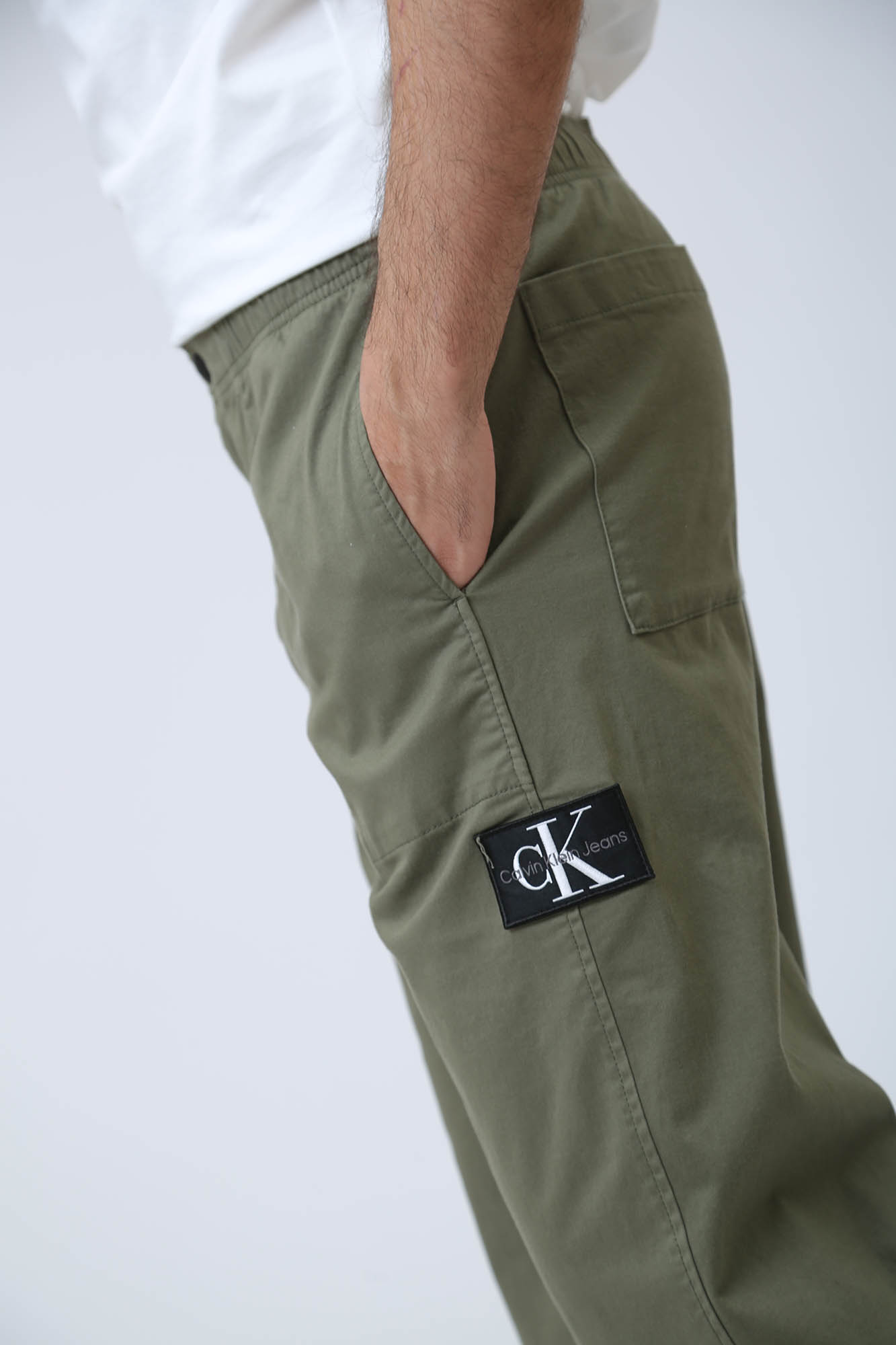 J30J324689 Брюки Calvin Klein Jeans Зеленый