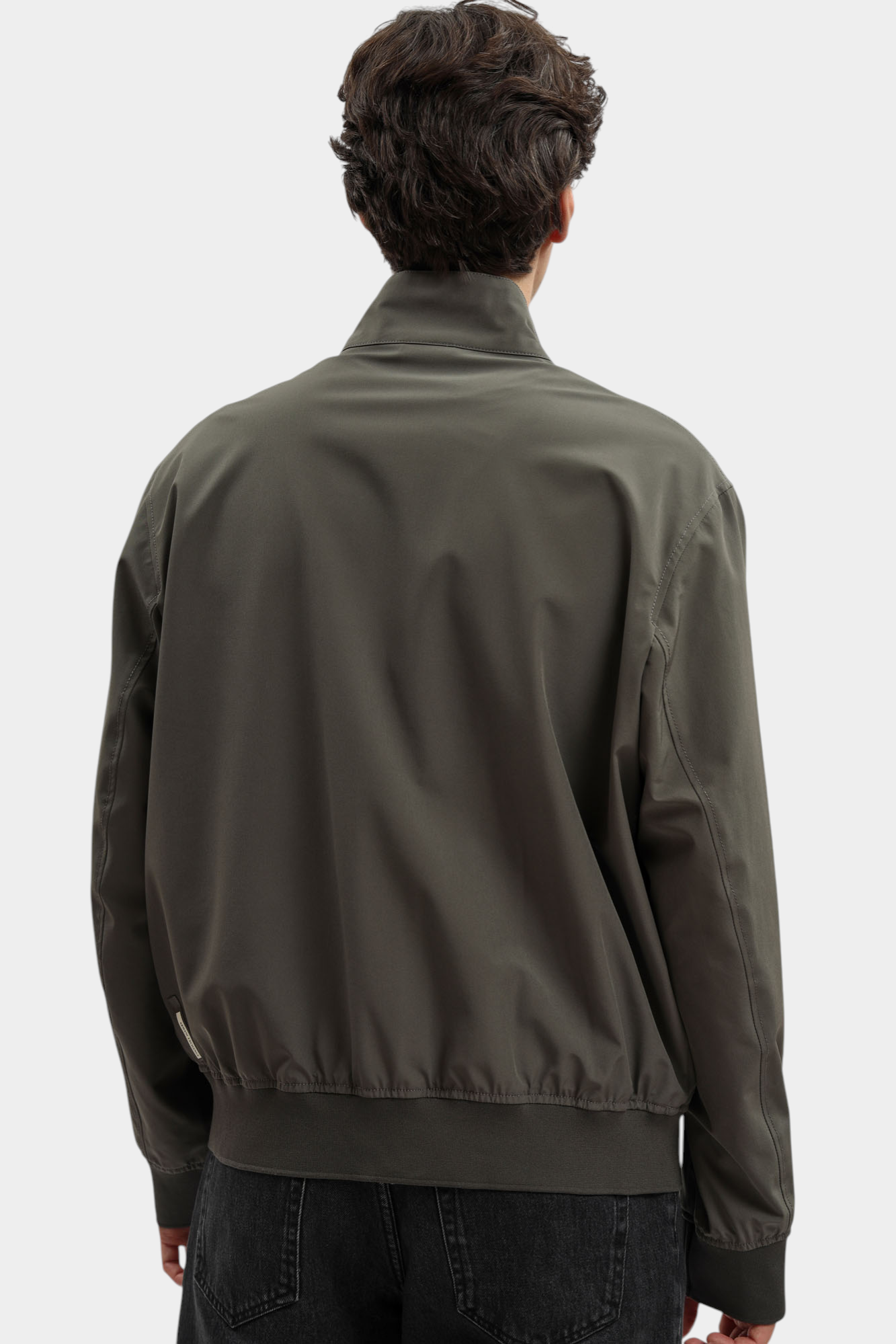 XM002139_AF22536 Ветровка Armani Exchange Серый