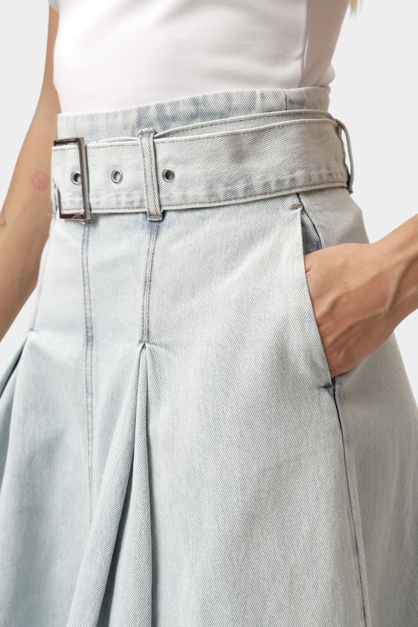 XW001186_AF15102 юбка armani exchange 