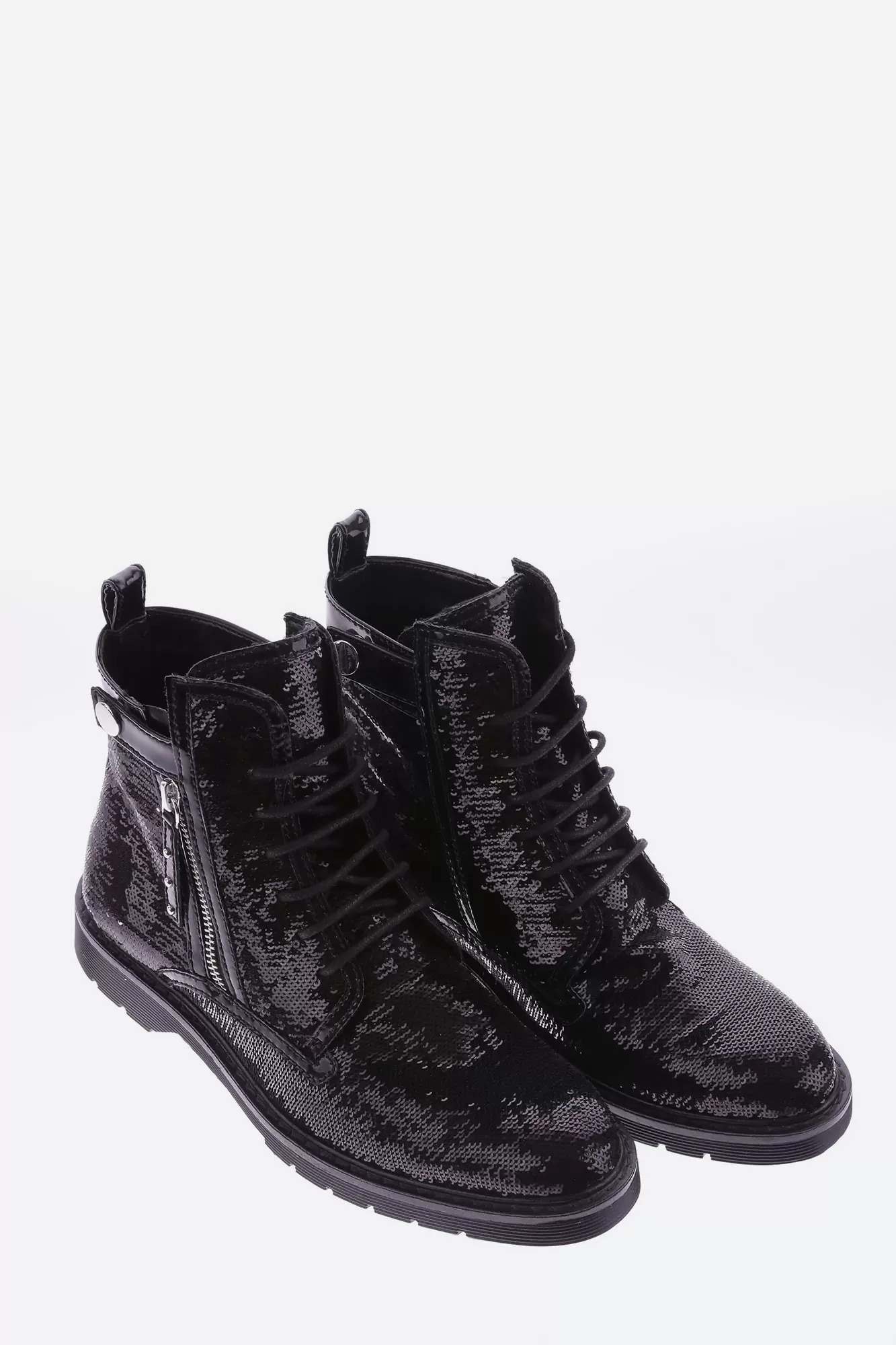 945034_7A108 Ботинки Armani Exchange Черный