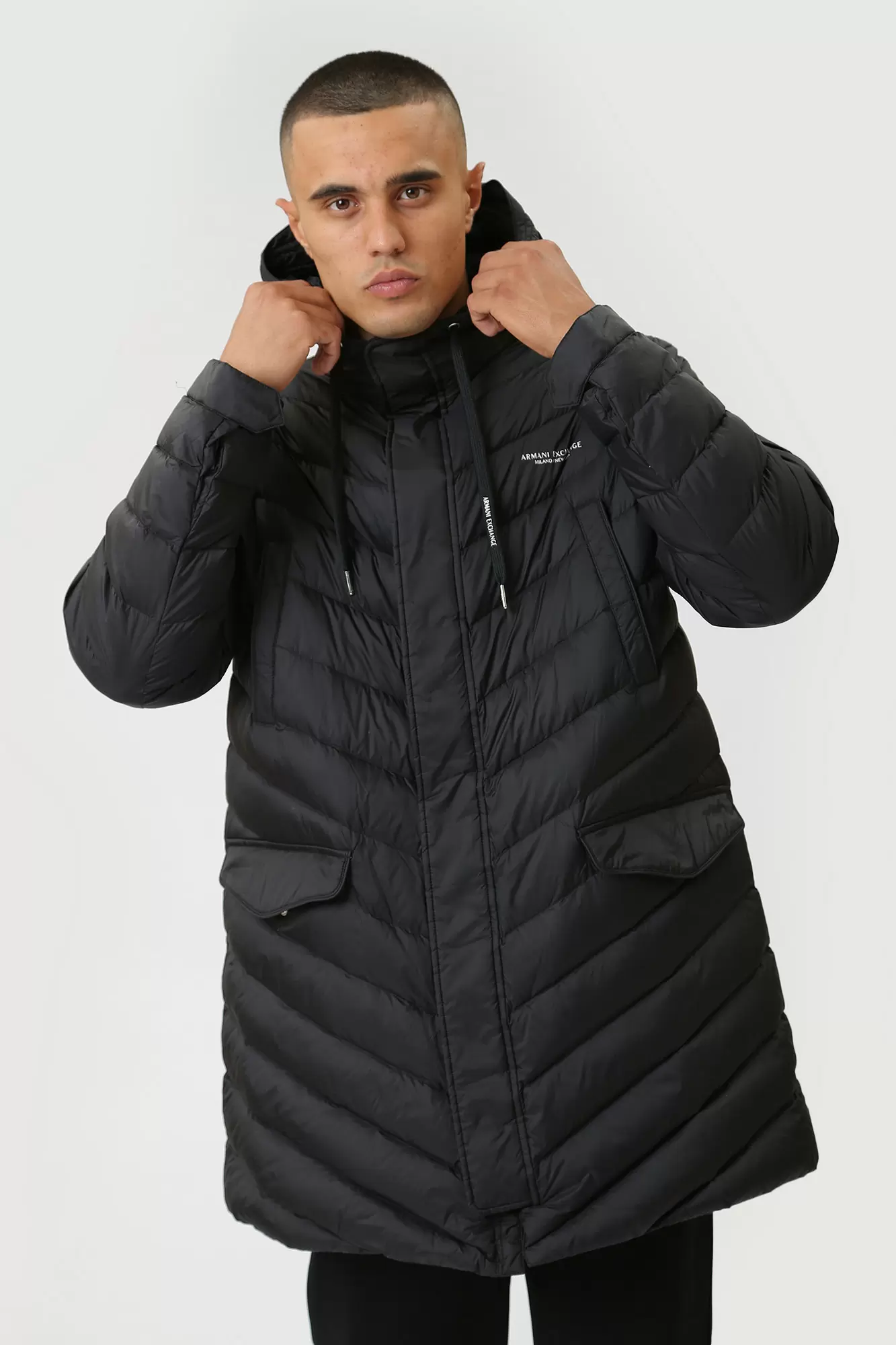 8NZL20_ZNW3Z Пальто пуховое Armani Exchange Черный