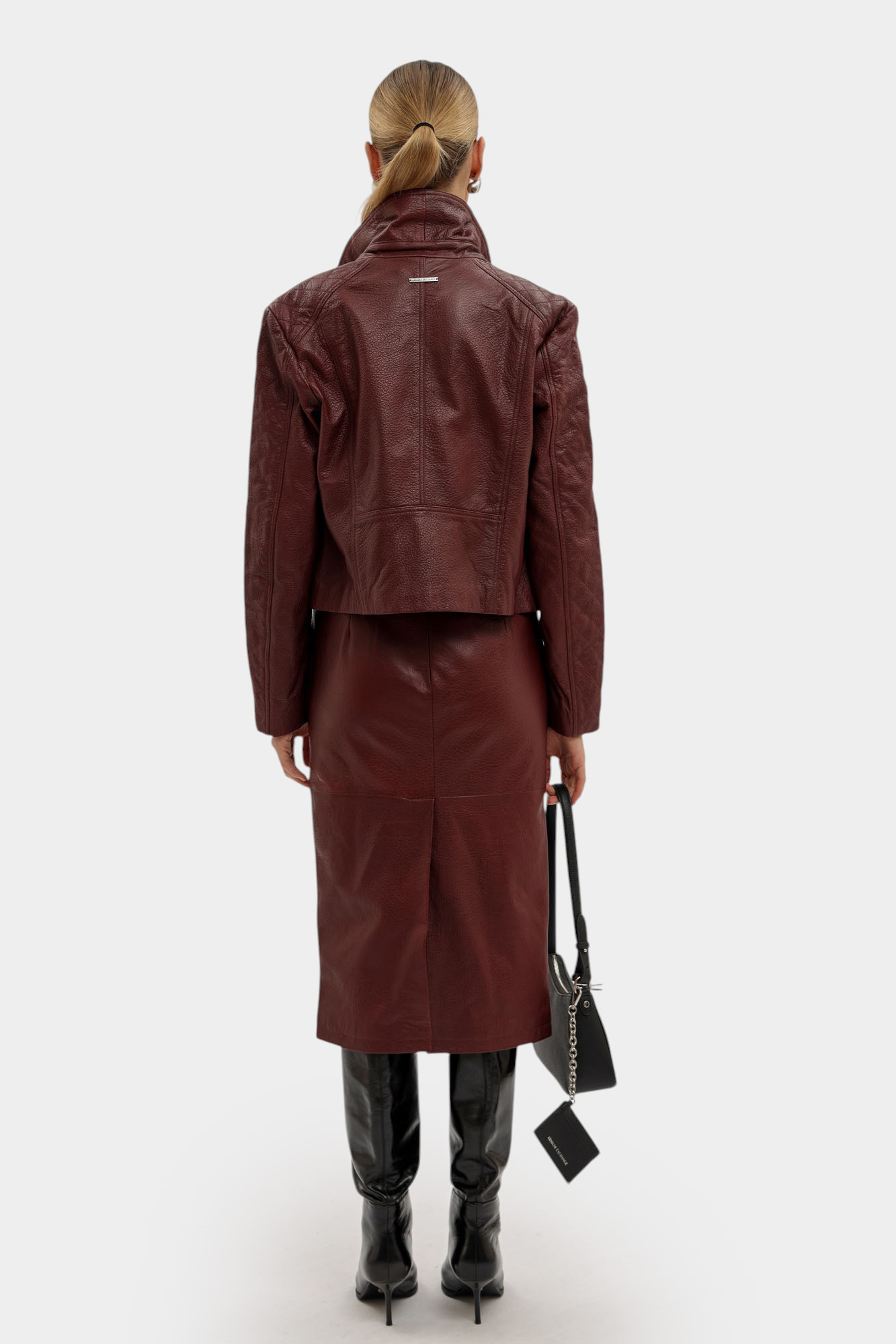 XW000654_AF16212 кожаная куртка armani exchange 