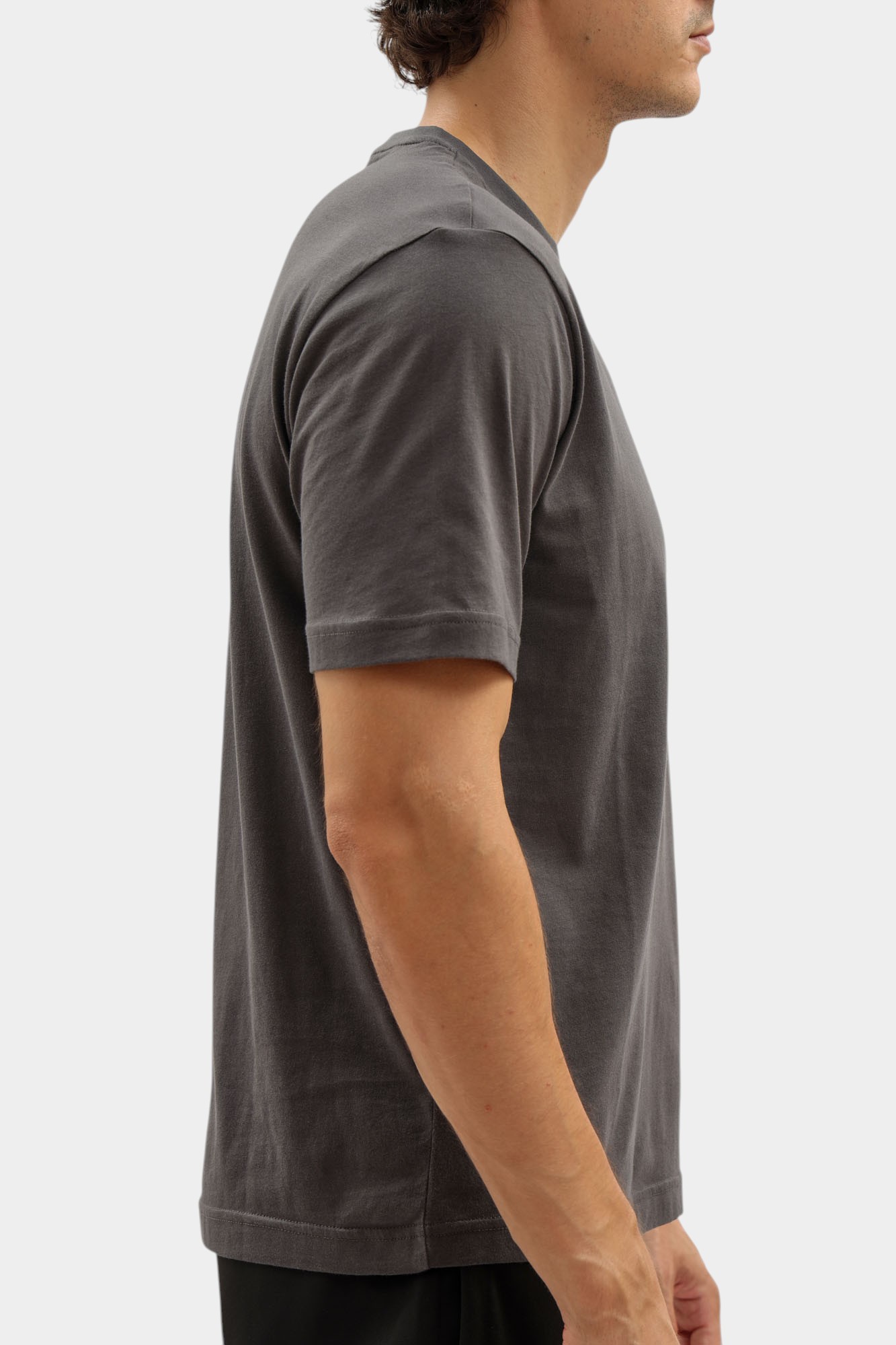 7M000567_AF10375 Футболка EA7 Серый