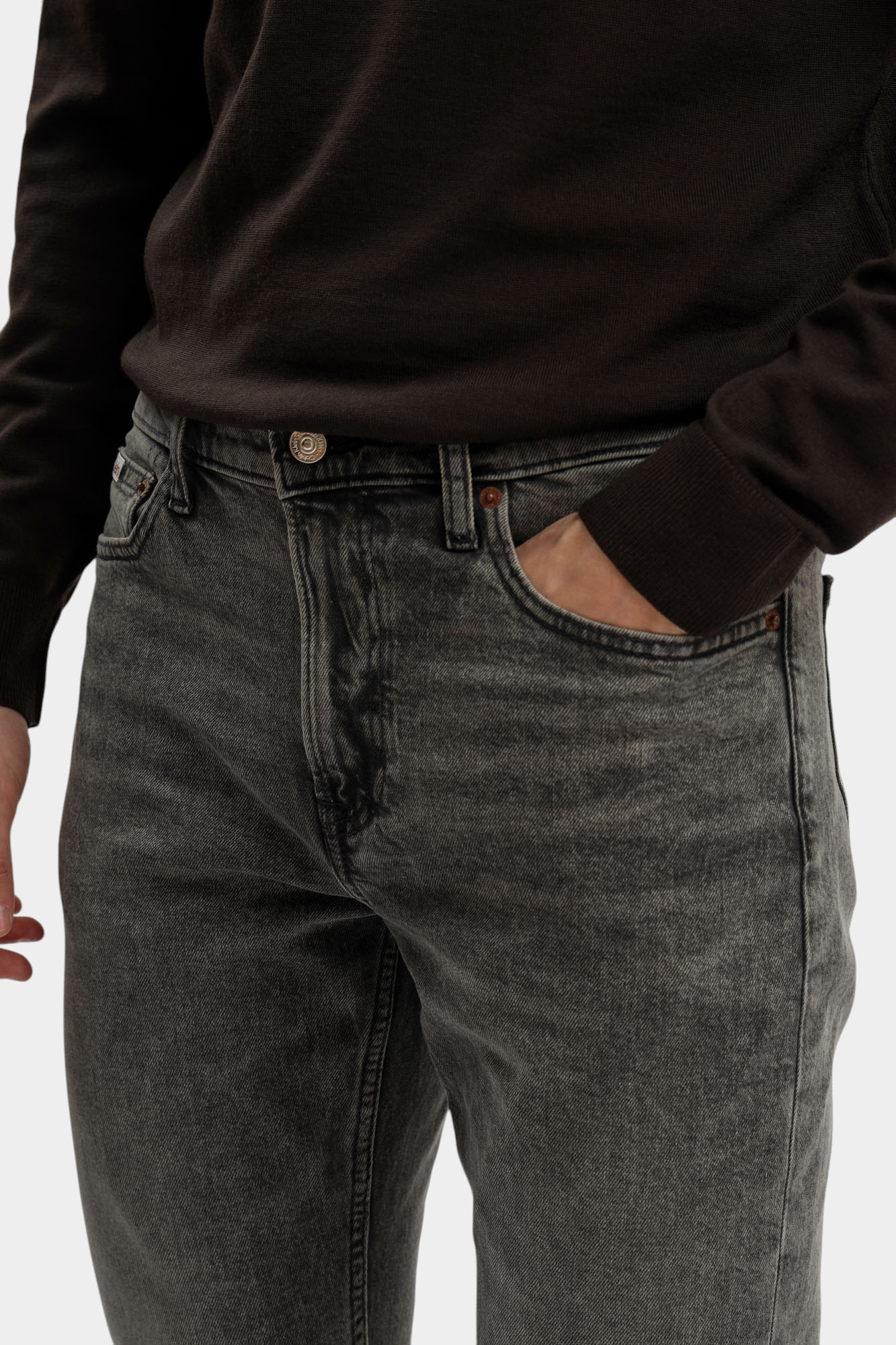 LV04RD702G Джинсы Calvin Klein Jeans Серый