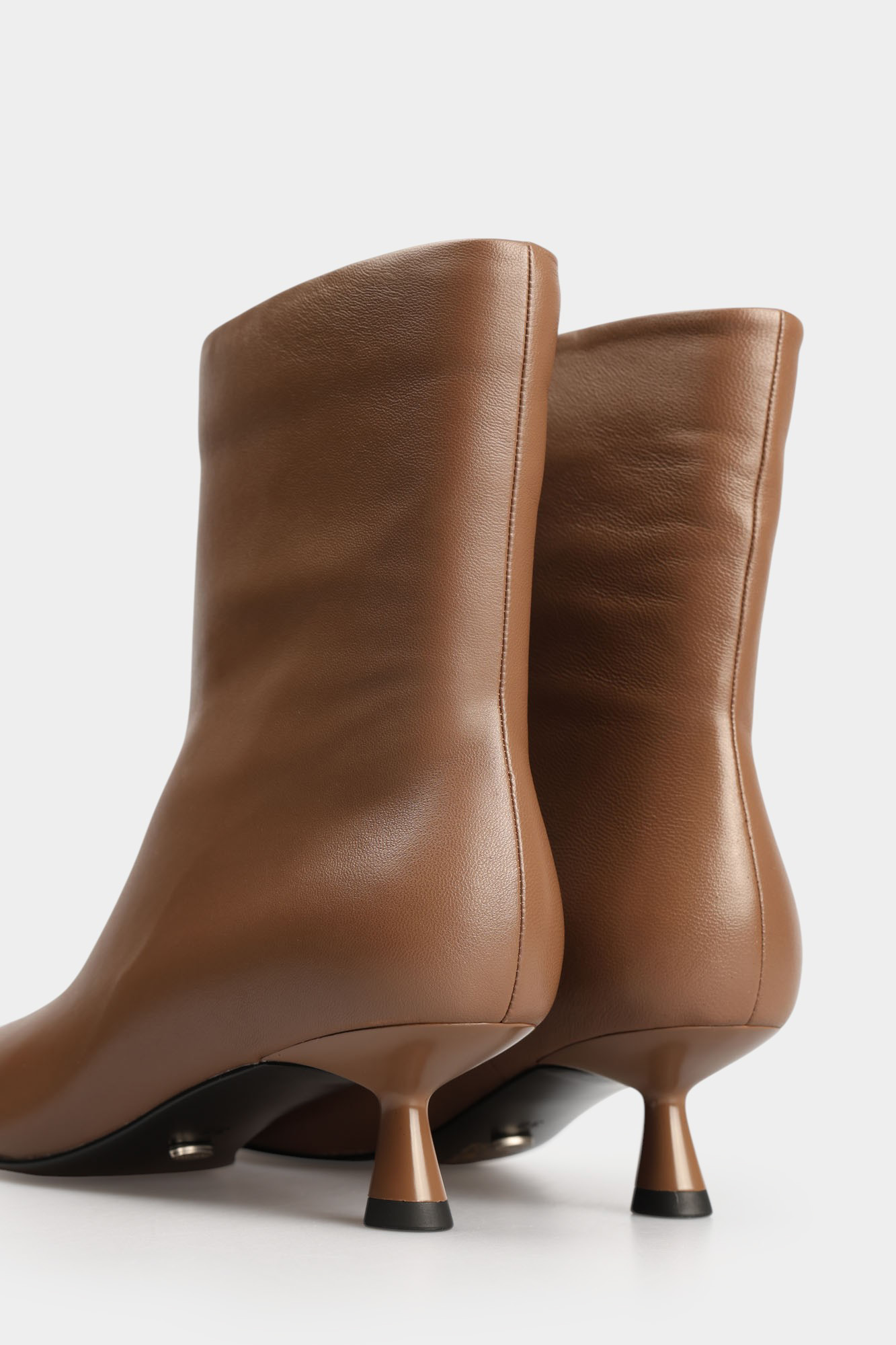 L25926-701 Ботильоны Graciana Бежевый