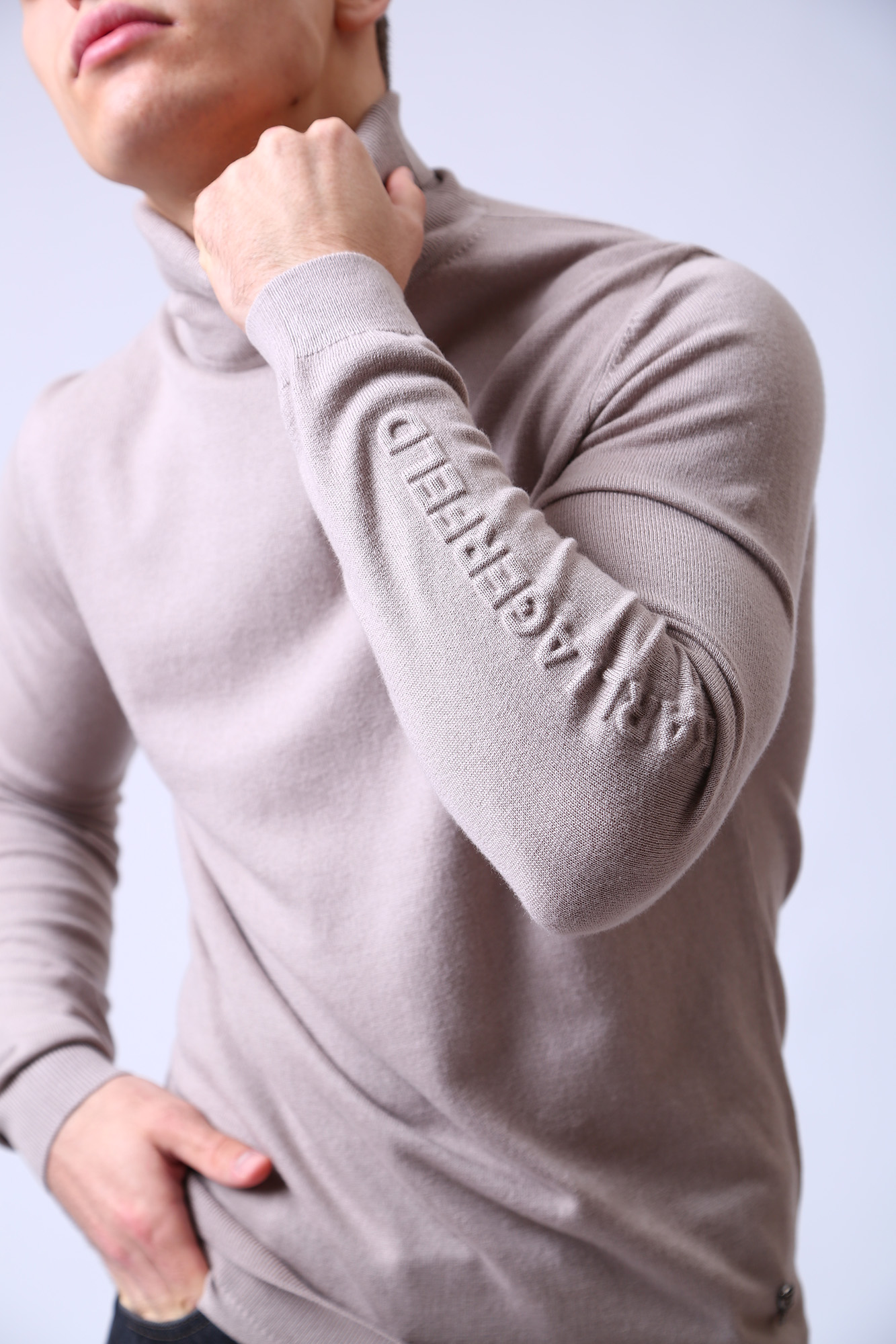 524305_655037 Водолазка Karl Lagerfeld Бежевый