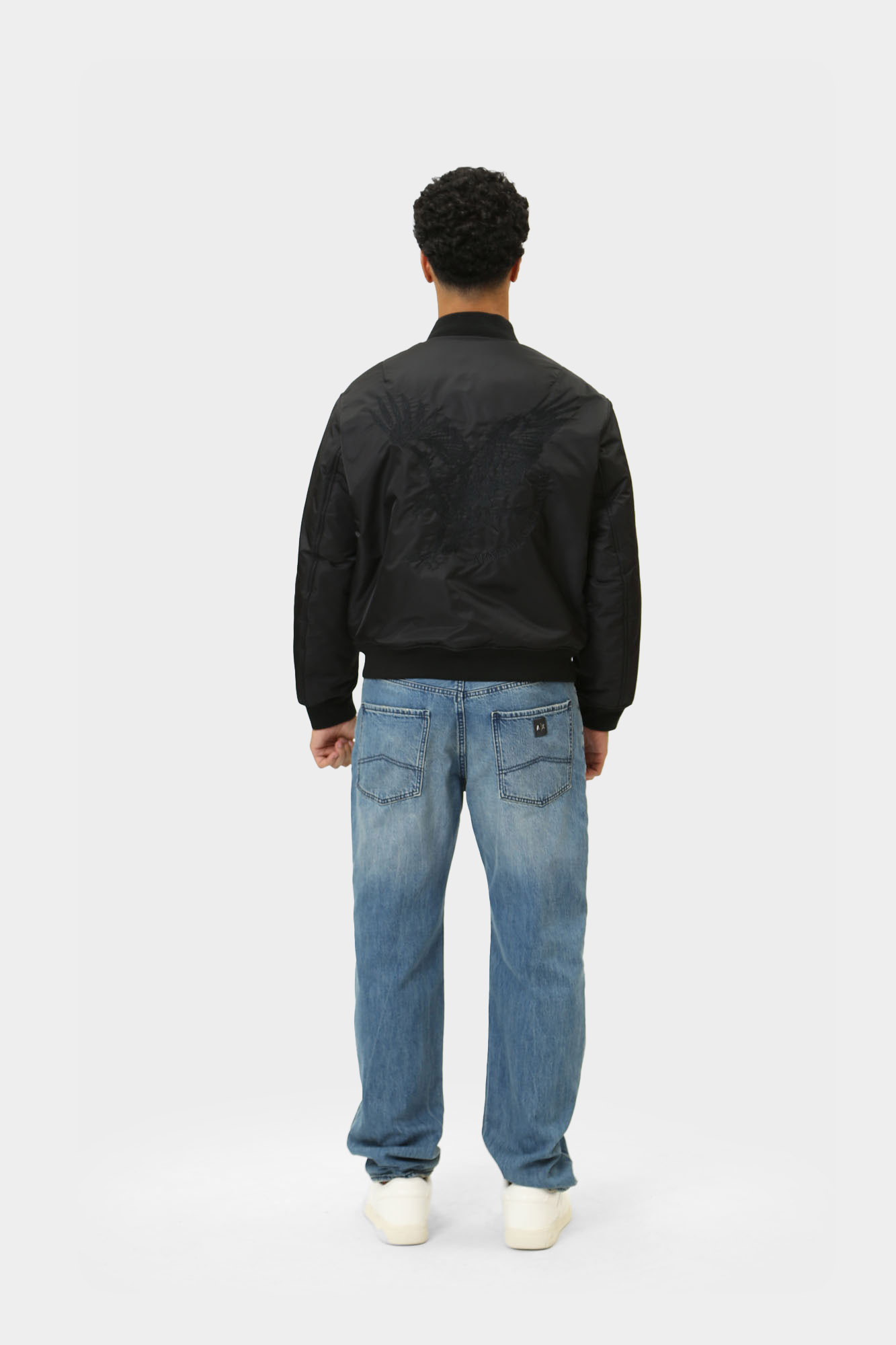 6DZB01_ZN4WZ Бомбер Armani Exchange Черный