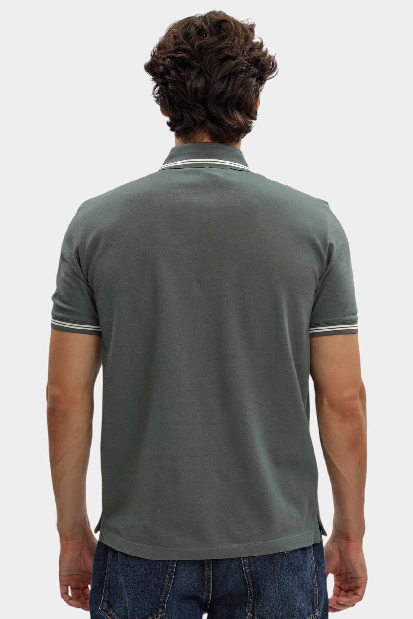 EM000852_AF12955 Футболка Поло Emporio Armani Серый