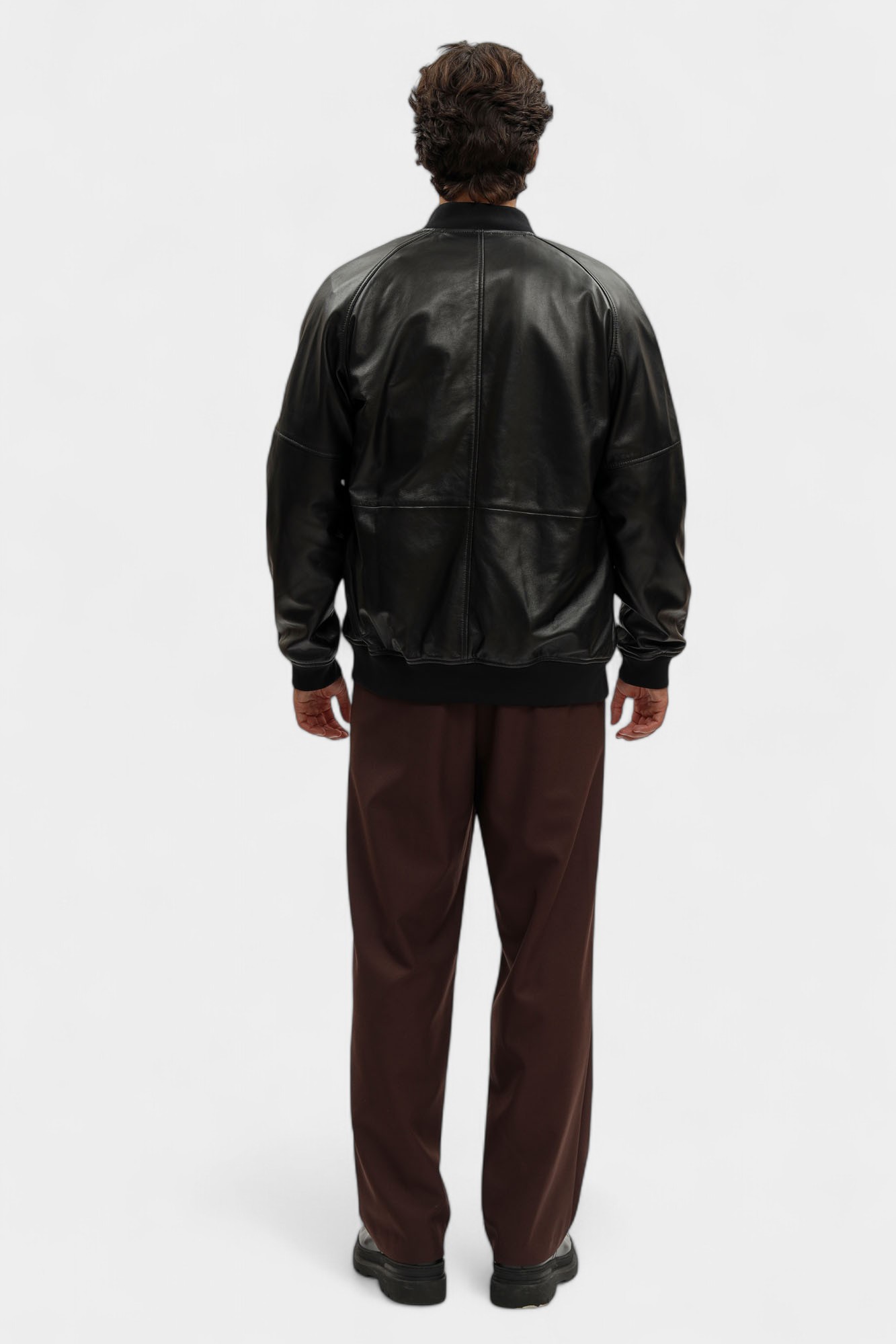 80000780_110157 Куртка кожаная Strellson Черный