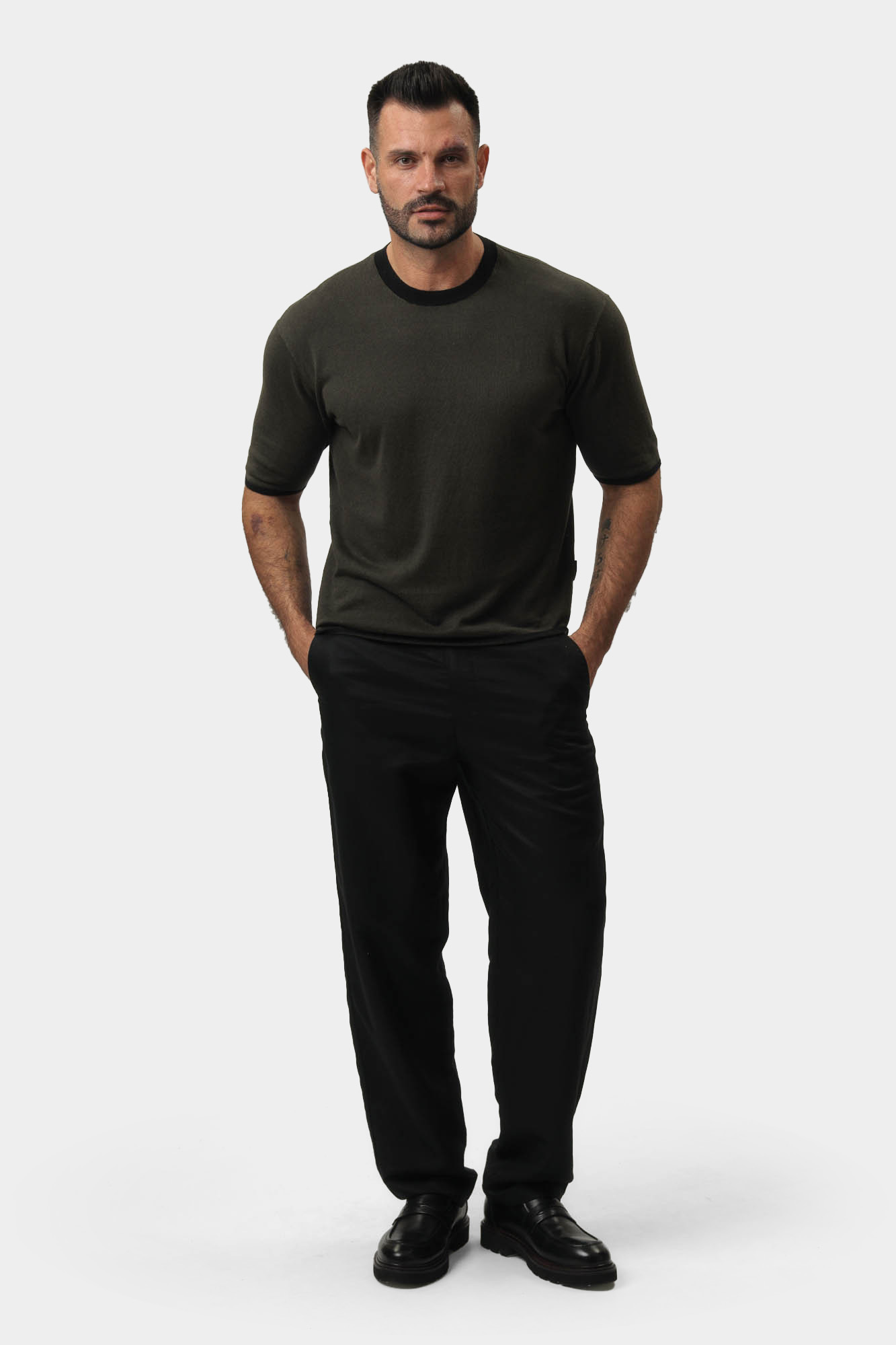 XM000655_AF13180 Брюки льняные Armani Exchange Черный