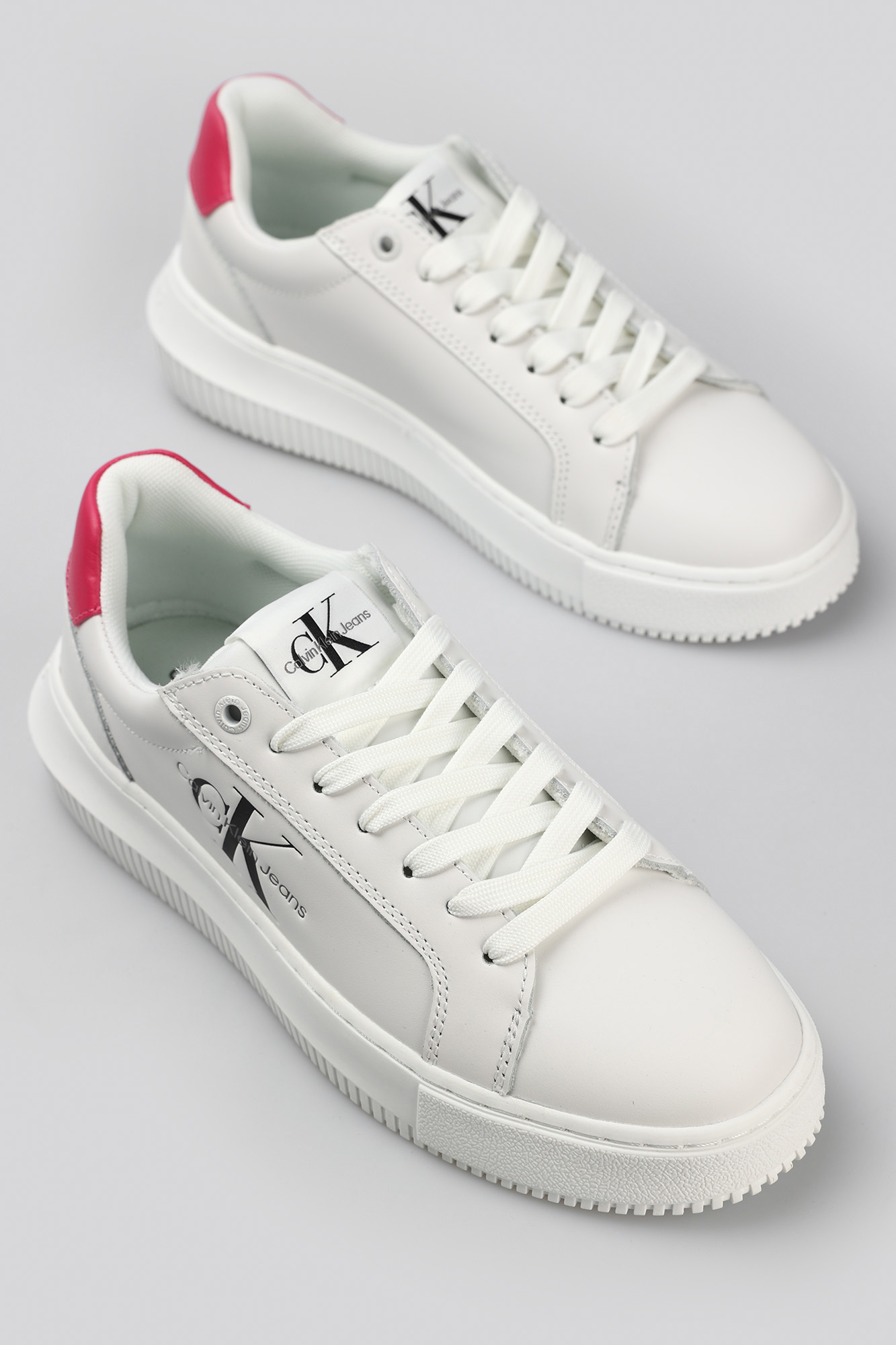 YW0YW00823 Кеды Calvin Klein Jeans Белый