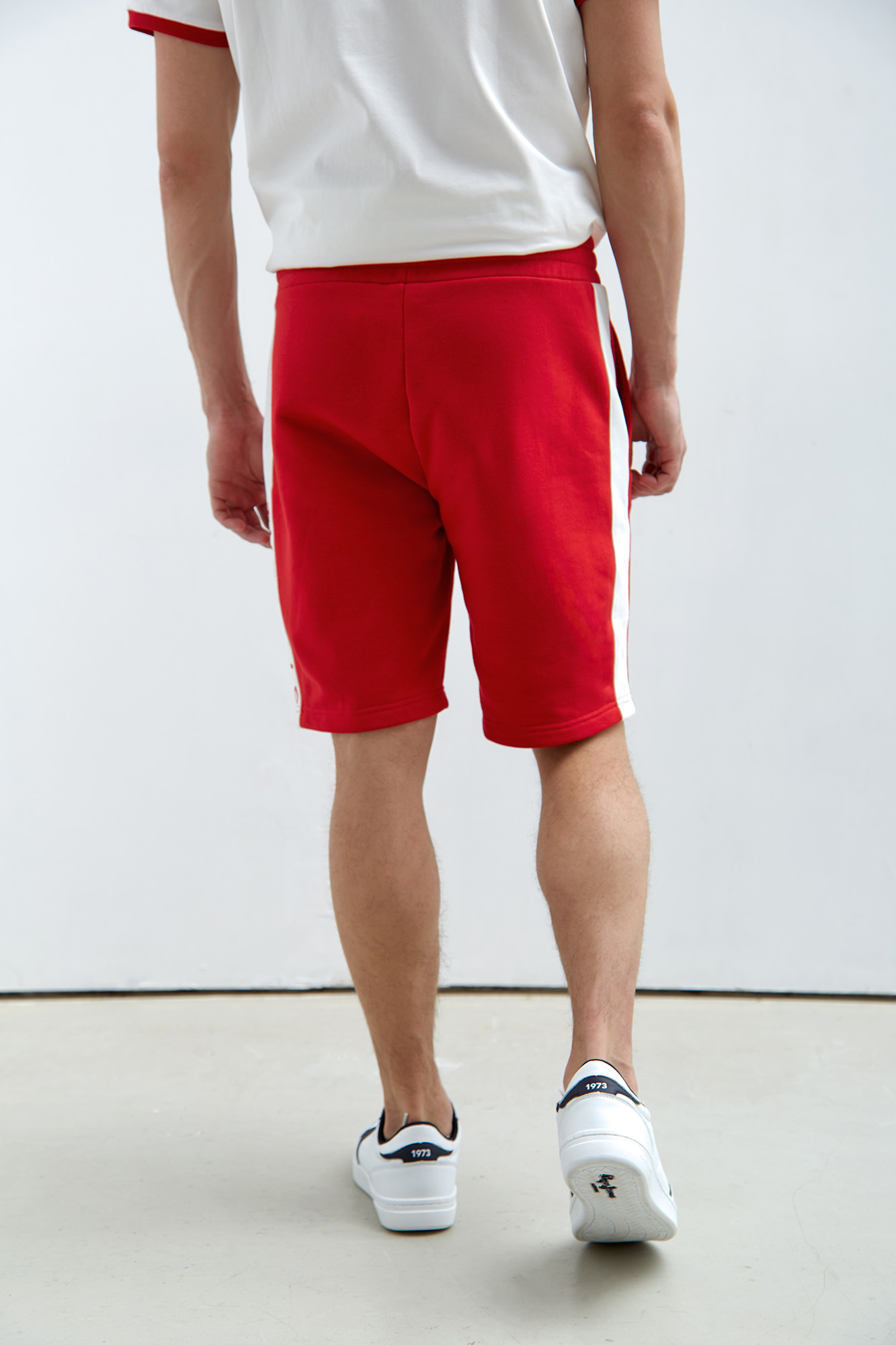 M-231-P-20-0008 Шорты спортивные The Hills Красный