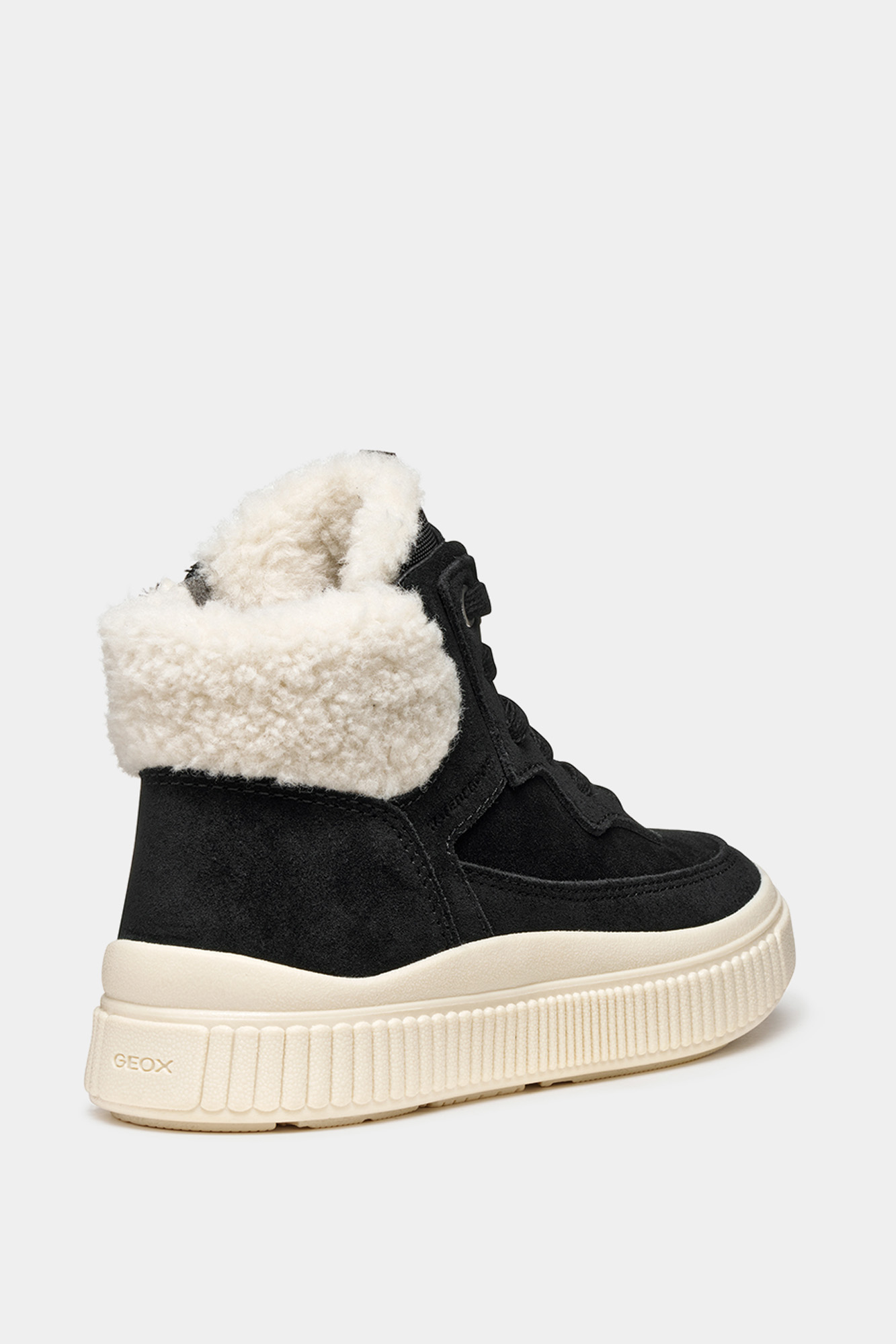 J56NFA00022C Ботинки Geox Черный