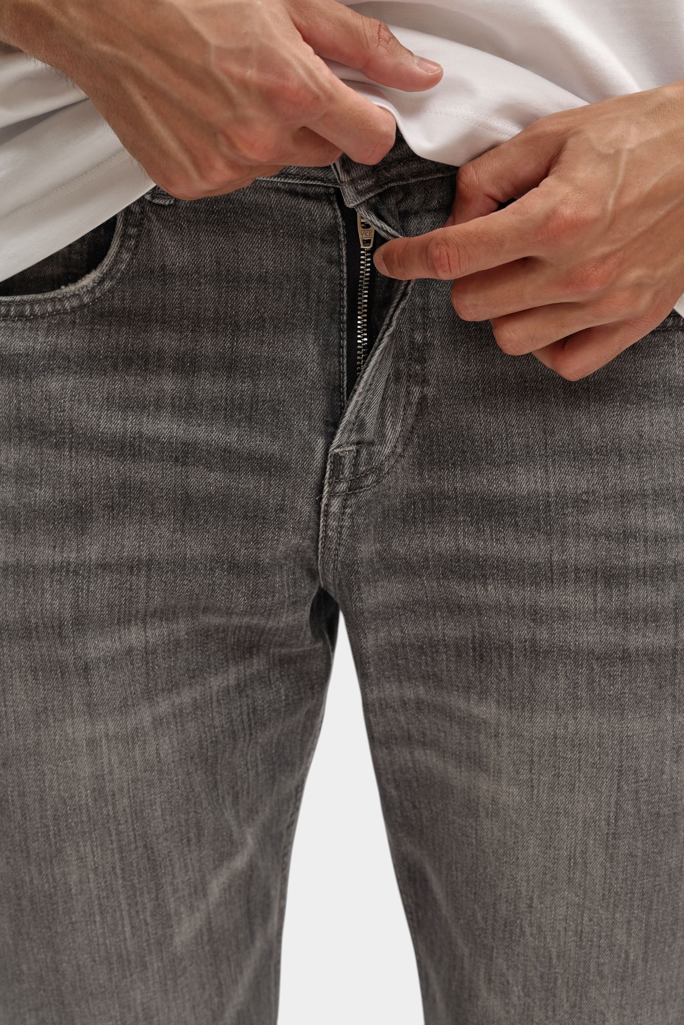 PM208413 Брюки джинсовые Pepe Jeans Серый