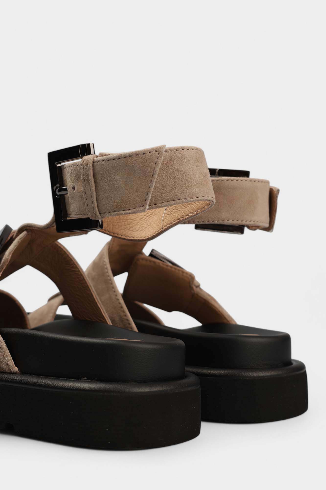 QS569-F225 Сандалии Graciana Бежевый