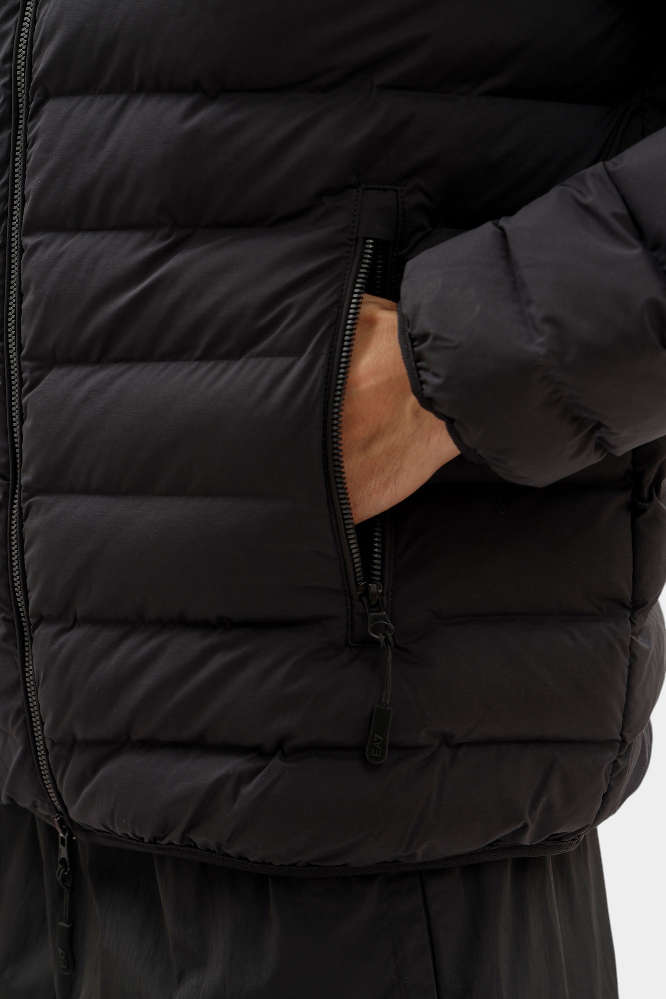 7M000684_AF15953 Куртка EA7 Черный