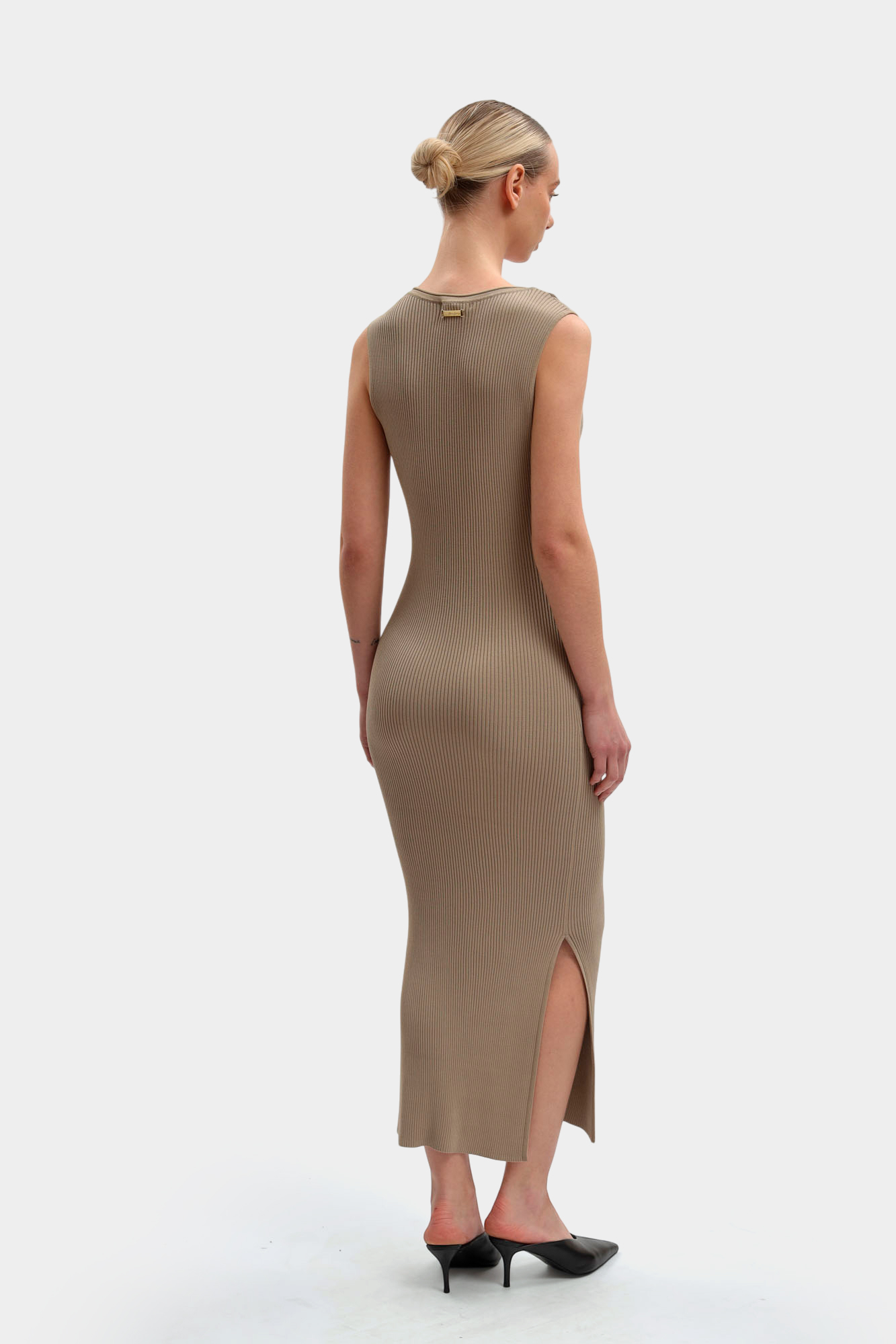 XW001900_AF10352 платье armani exchange 