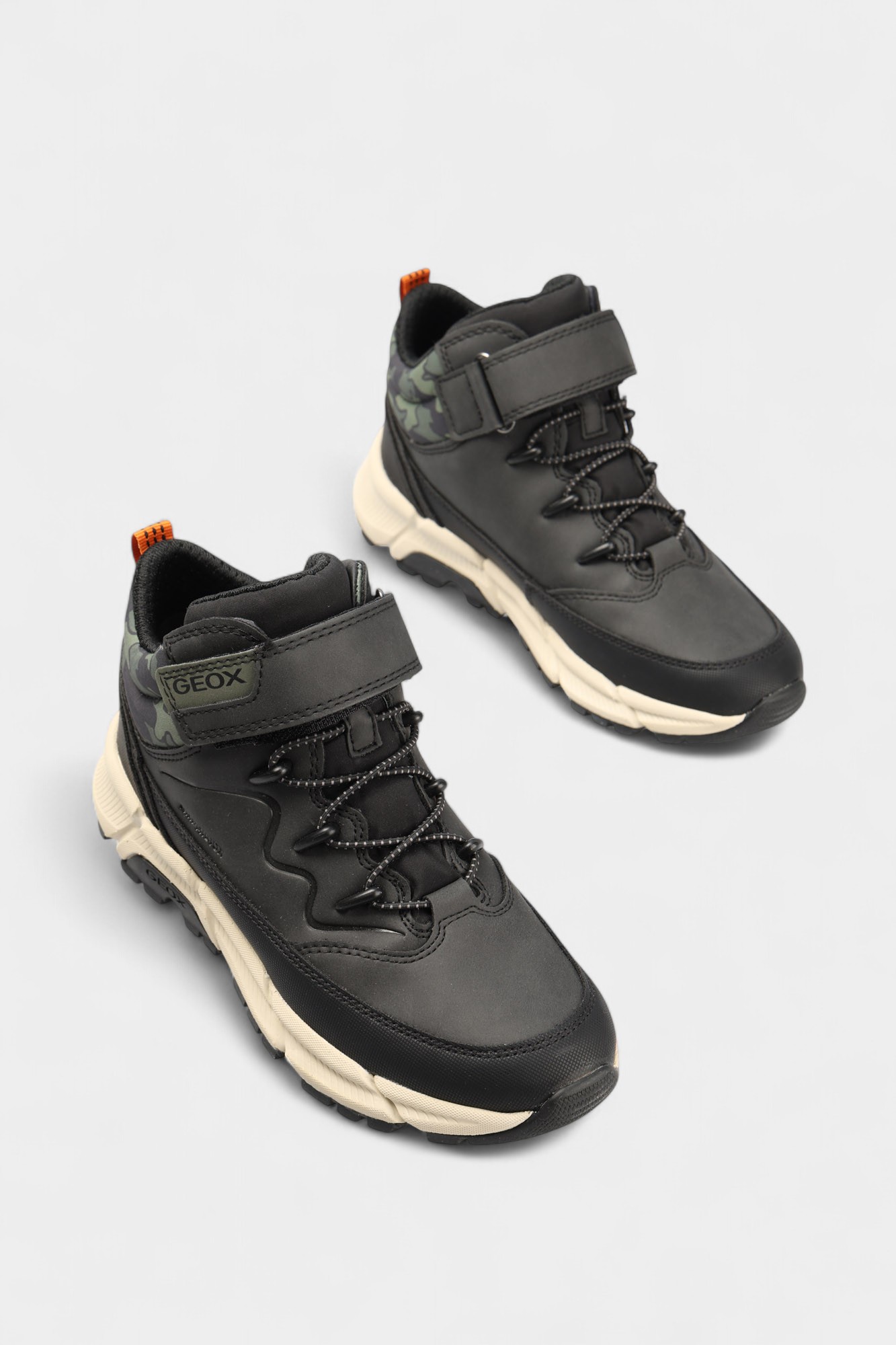 J36LCG0MEMN Ботинки Geox Черный