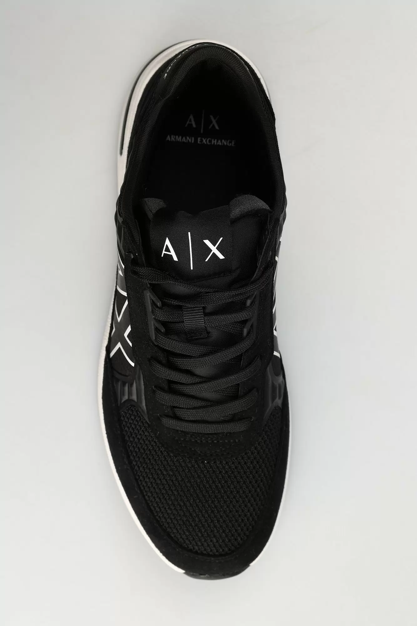 XUX090_XV276 Кроссовки Armani Exchange Черный